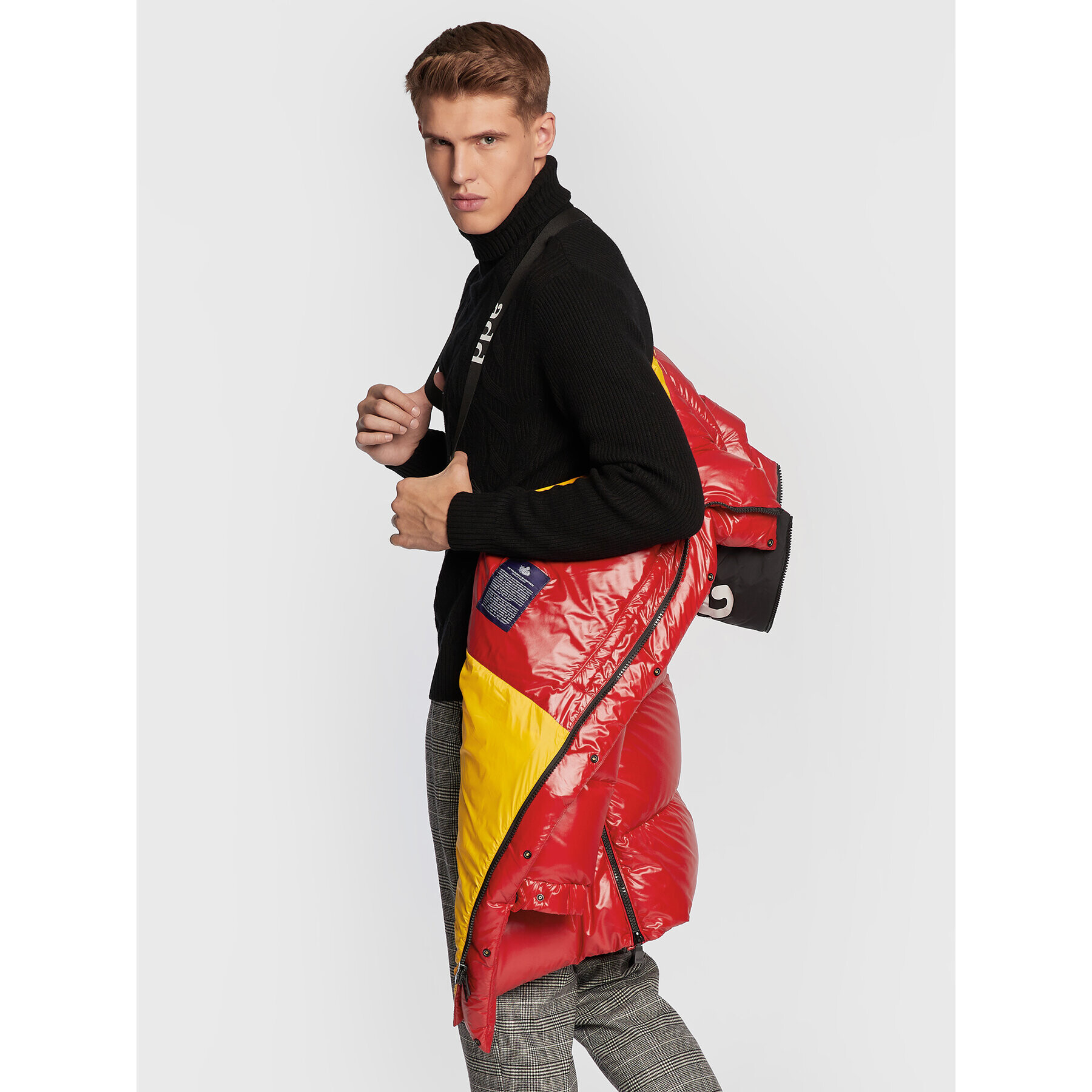 Add Пухено яке 6AM774 Червен Regular Fit - Pepit.bg