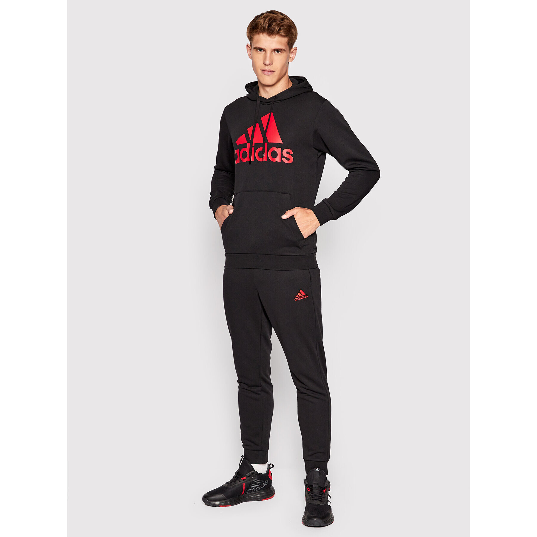 adidas Анцуг Aeroready Essentials Kangaroo HL2222 Черен Regular Fit - Pepit.bg