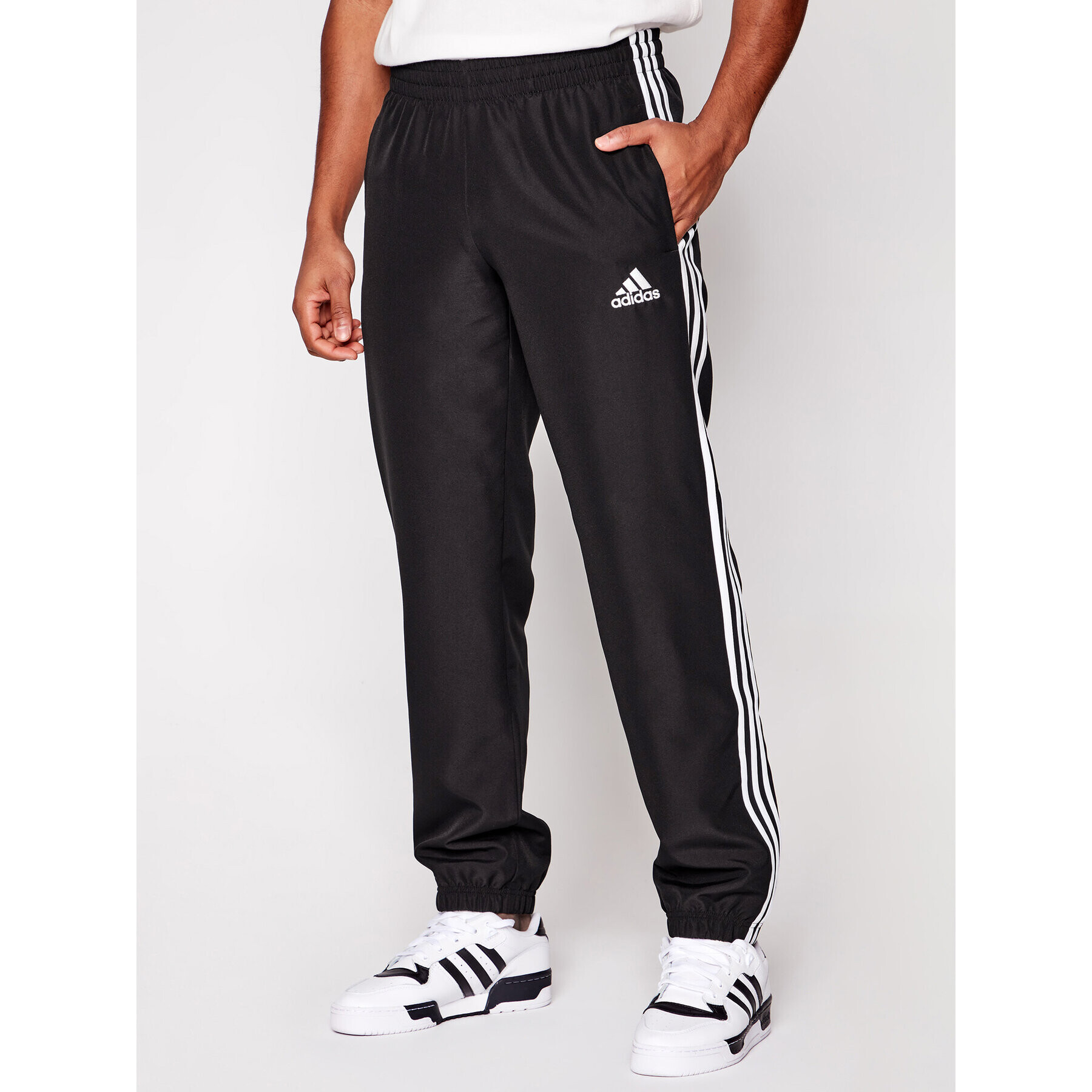 adidas Анцуг Essential GK9950 Черен Regular Fit - Pepit.bg