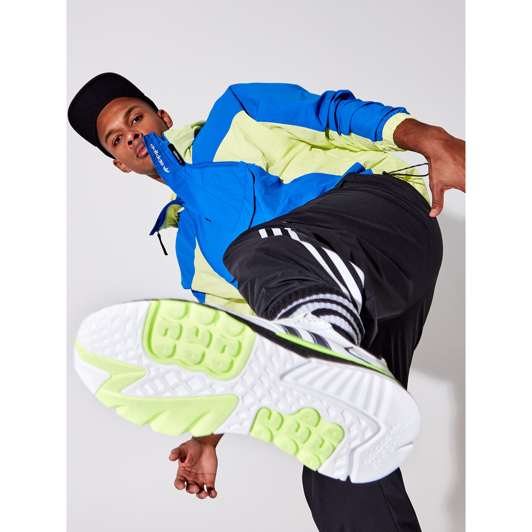 adidas Анорак Adventure Mishmash GN2335 Син Regular Fit - Pepit.bg