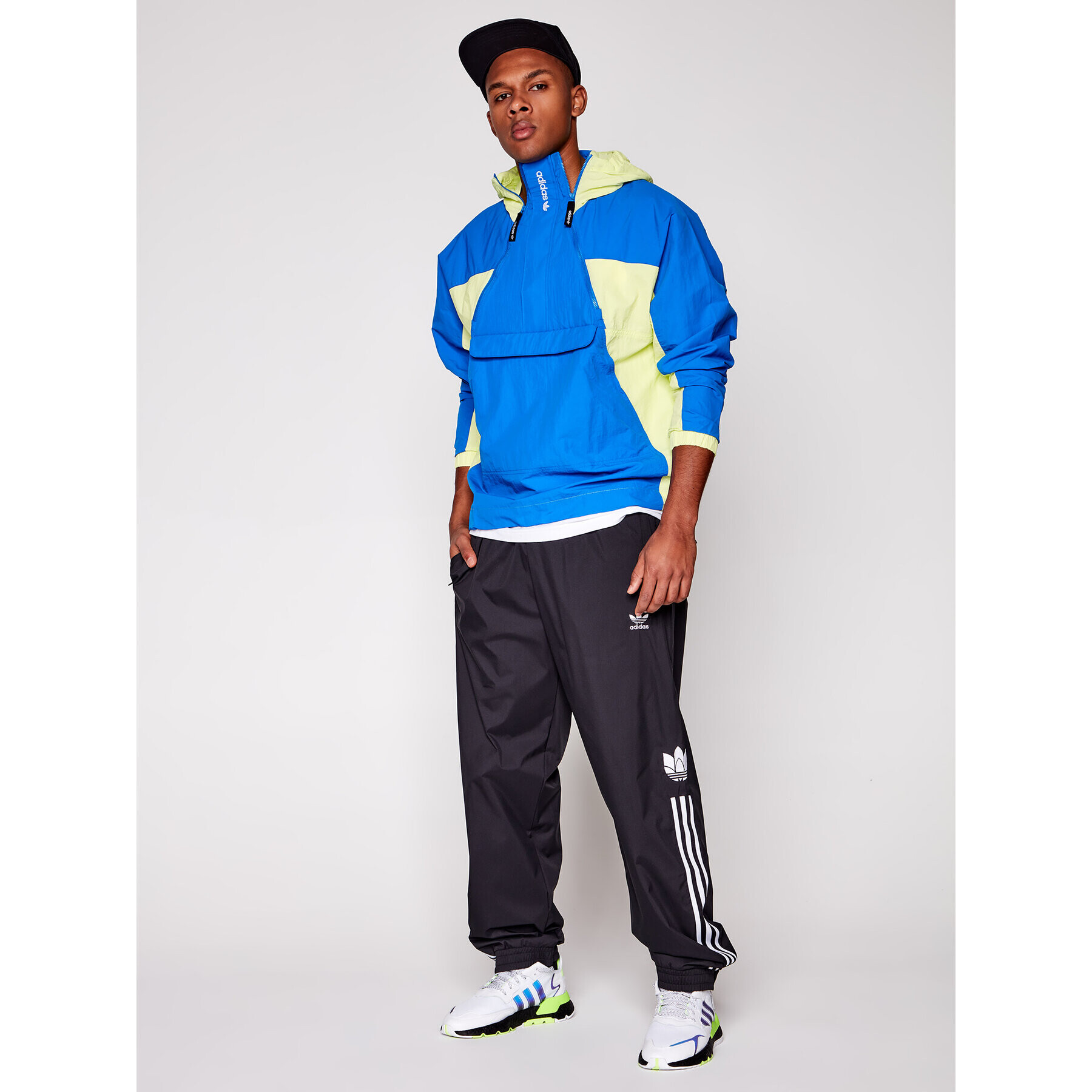 adidas Анорак Adventure Mishmash GN2335 Син Regular Fit - Pepit.bg