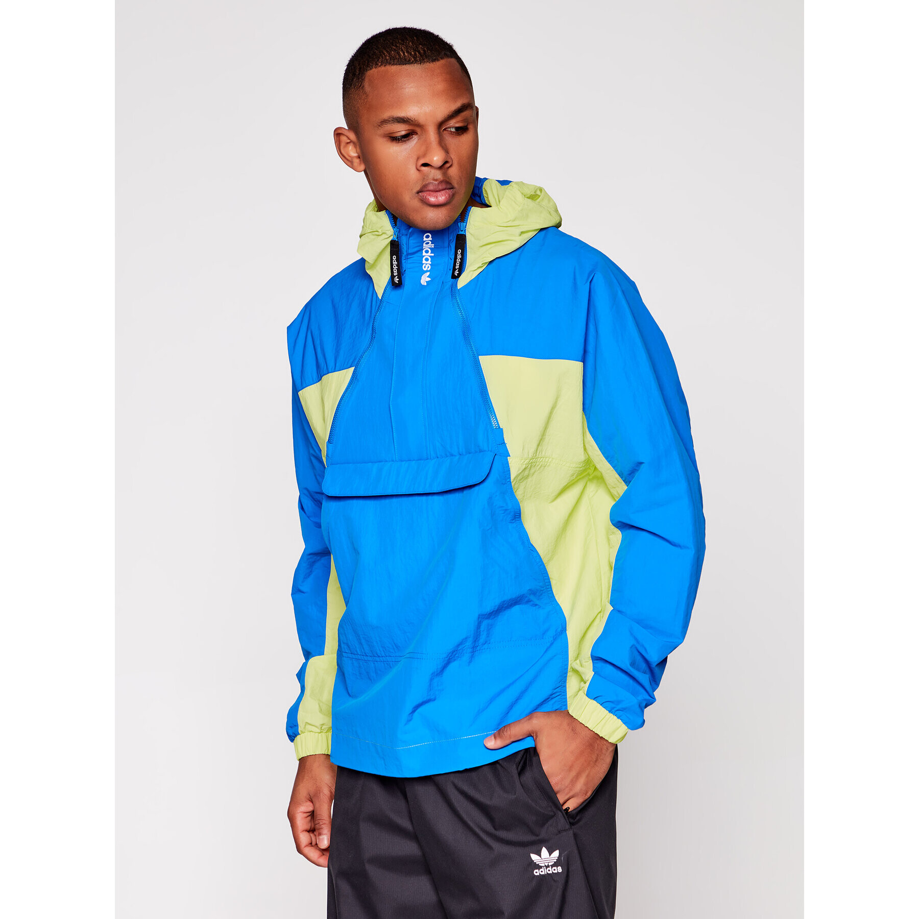 adidas Анорак Adventure Mishmash GN2335 Син Regular Fit - Pepit.bg