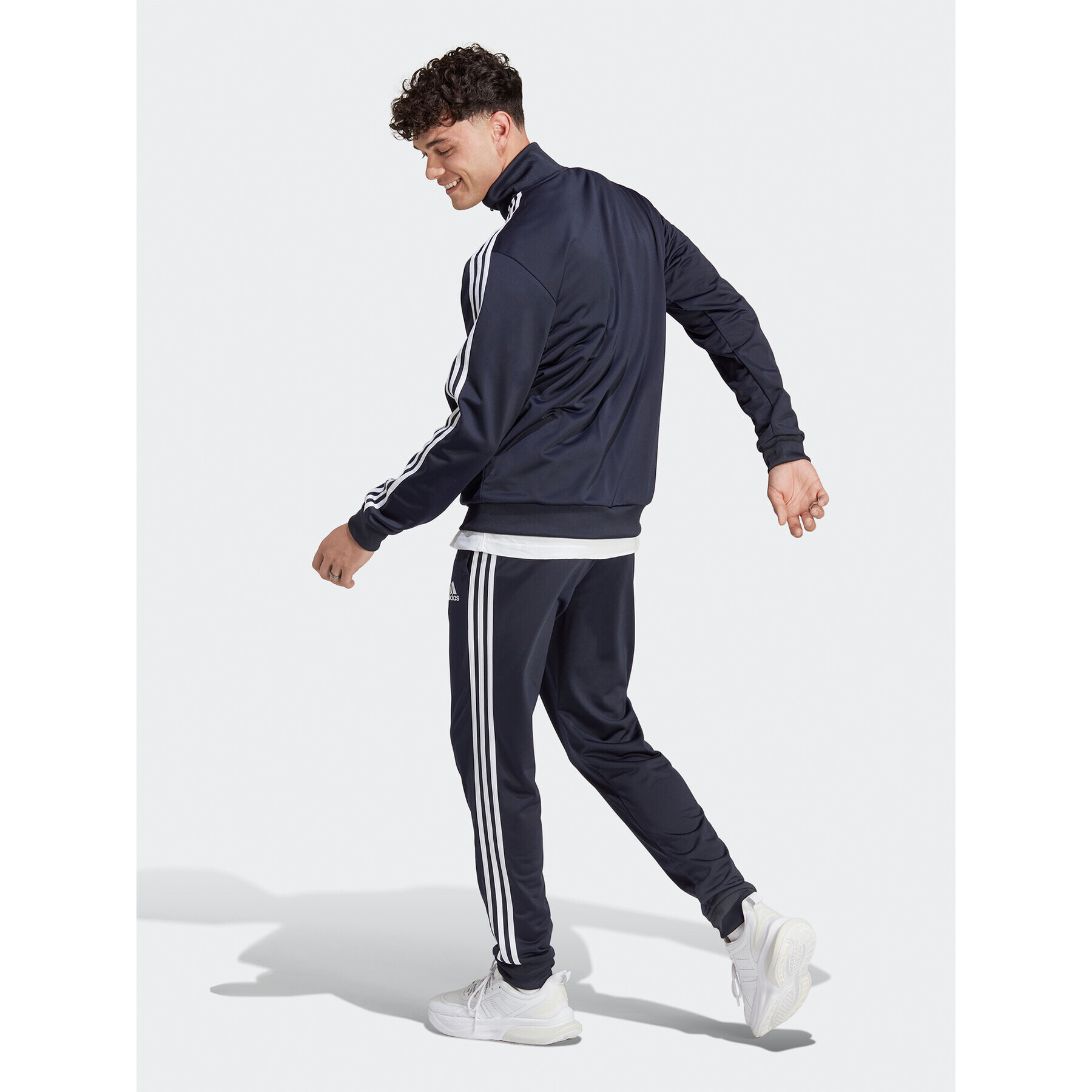 adidas Анцуг Basic 3-Stripes HZ2220 Тъмносин Regular Fit - Pepit.bg