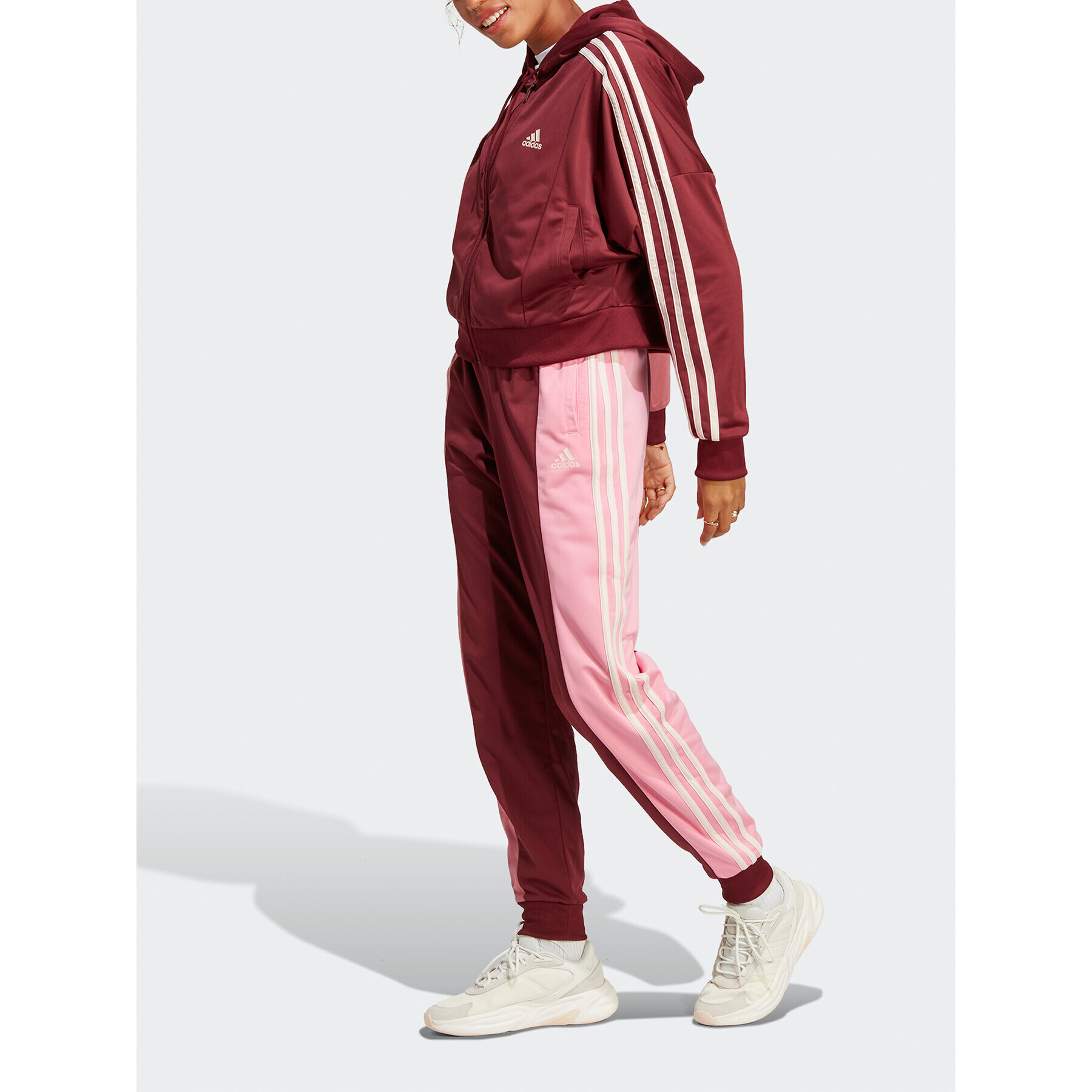 adidas Анцуг Bold Block Tracksuit IC0397 Червен - Pepit.bg