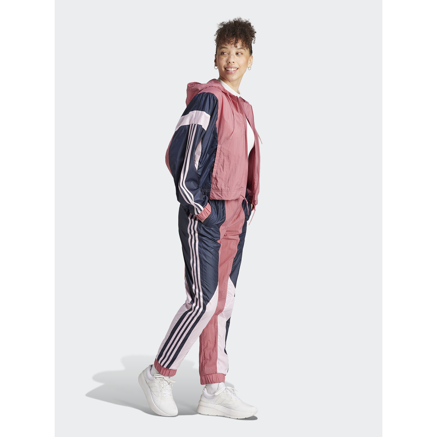 adidas Анцуг Gametime Tracksuit IC0415 Розов Regular Fit - Pepit.bg