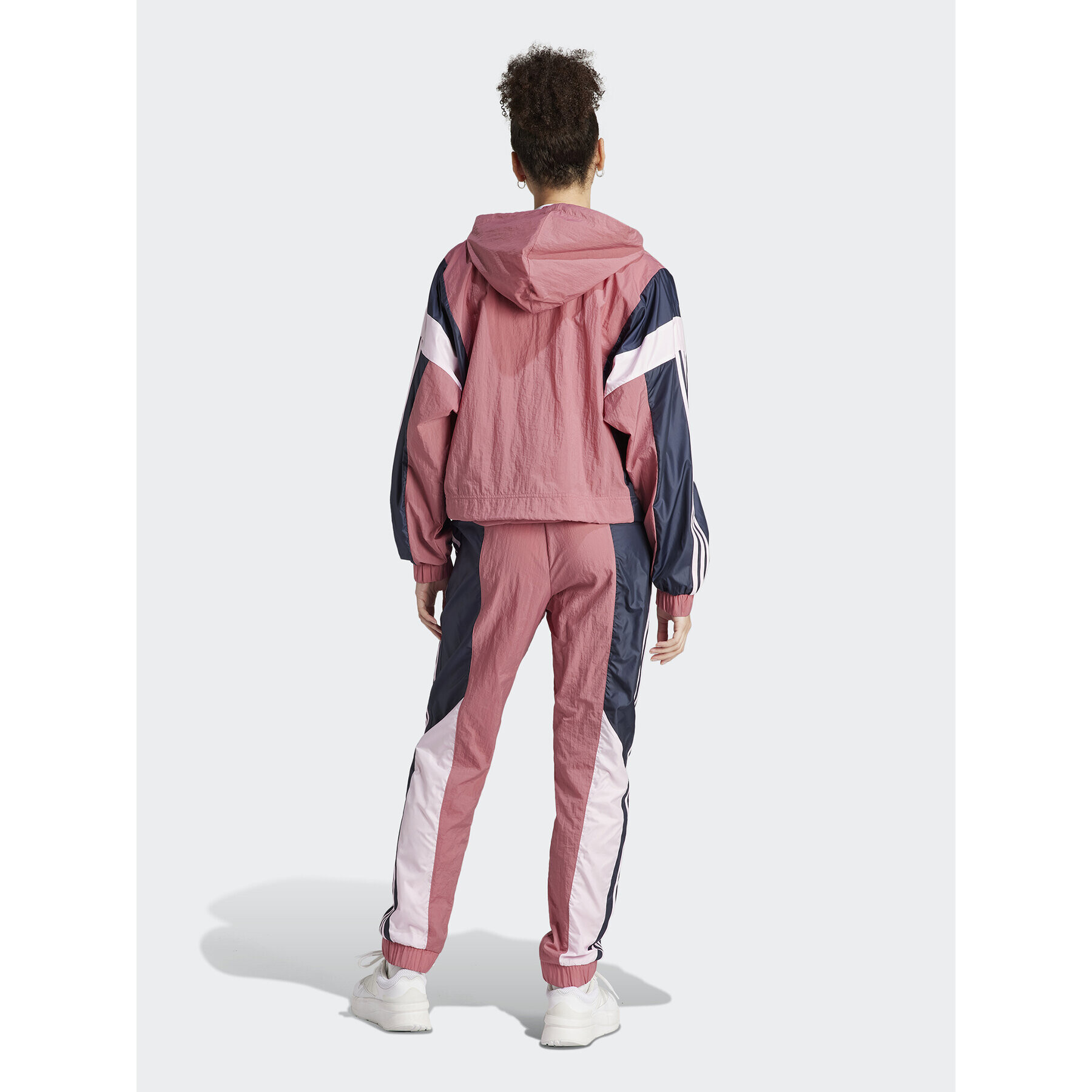 adidas Анцуг Gametime Tracksuit IC0415 Розов Regular Fit - Pepit.bg