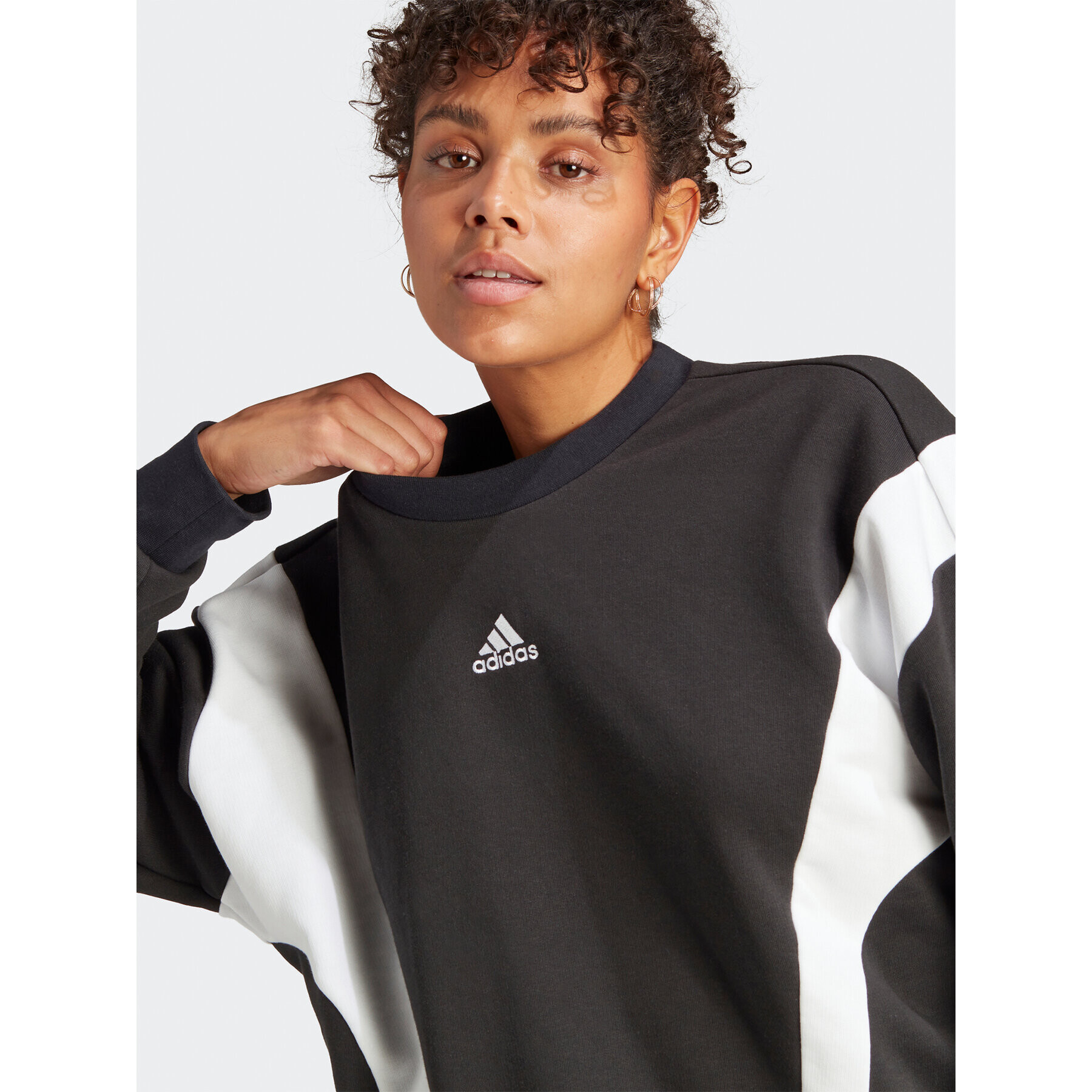 adidas Анцуг Laziday IA3152 Черен Regular Fit - Pepit.bg