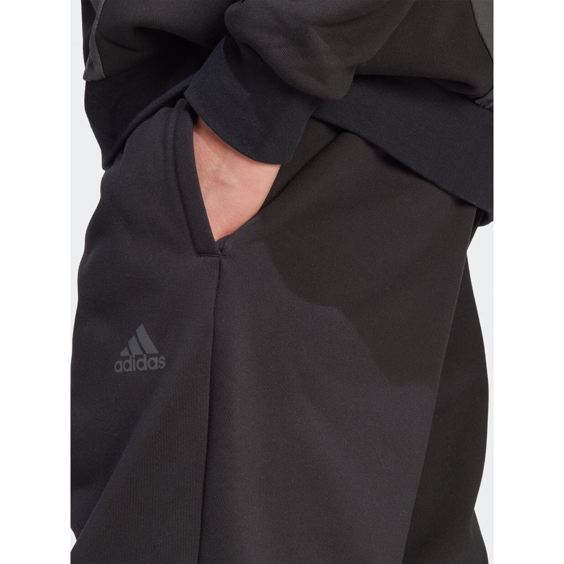 adidas Анцуг Sportswear Fleece IJ6066 Черен Regular Fit - Pepit.bg