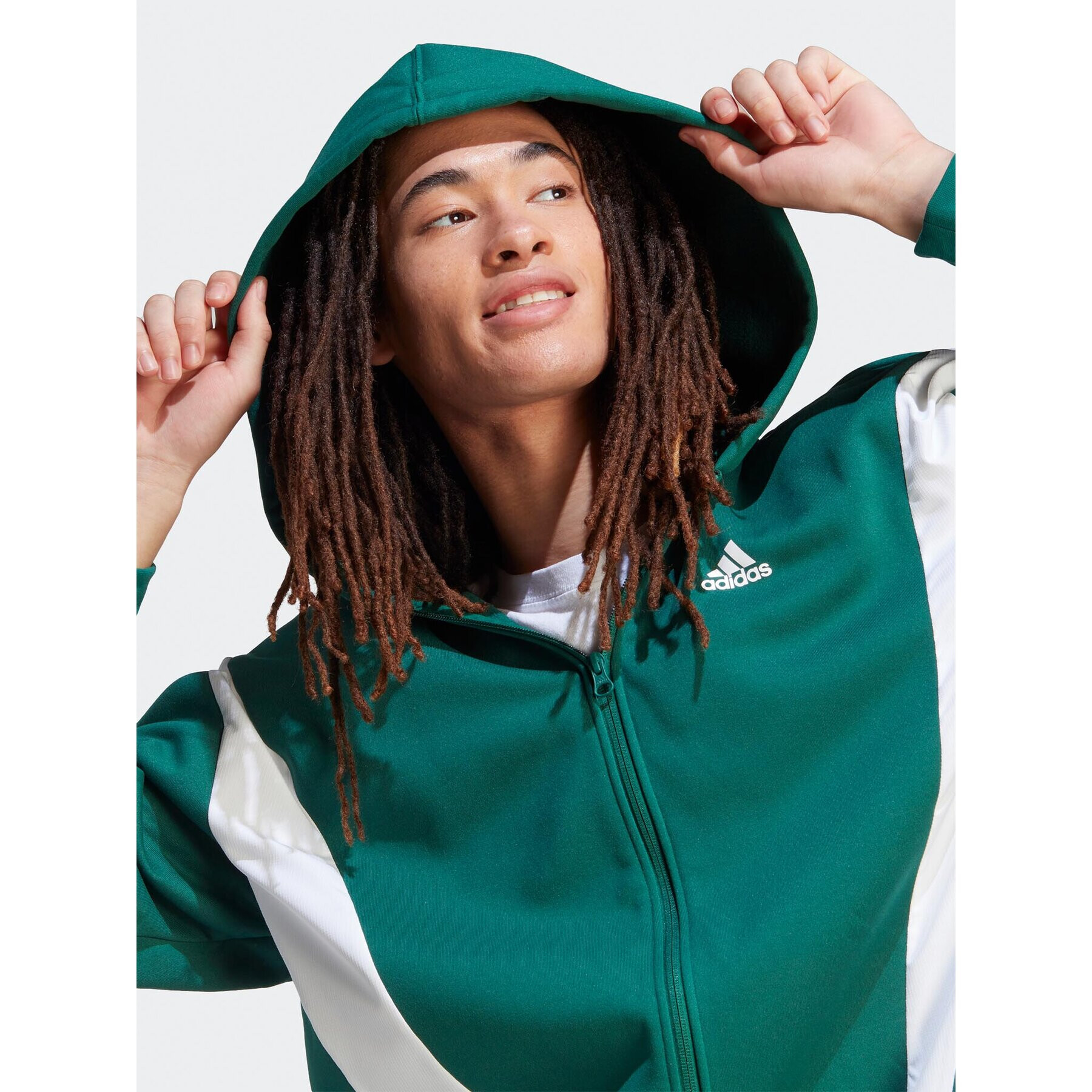 adidas Анцуг Sportswear Fleece IJ6068 Зелен Regular Fit - Pepit.bg