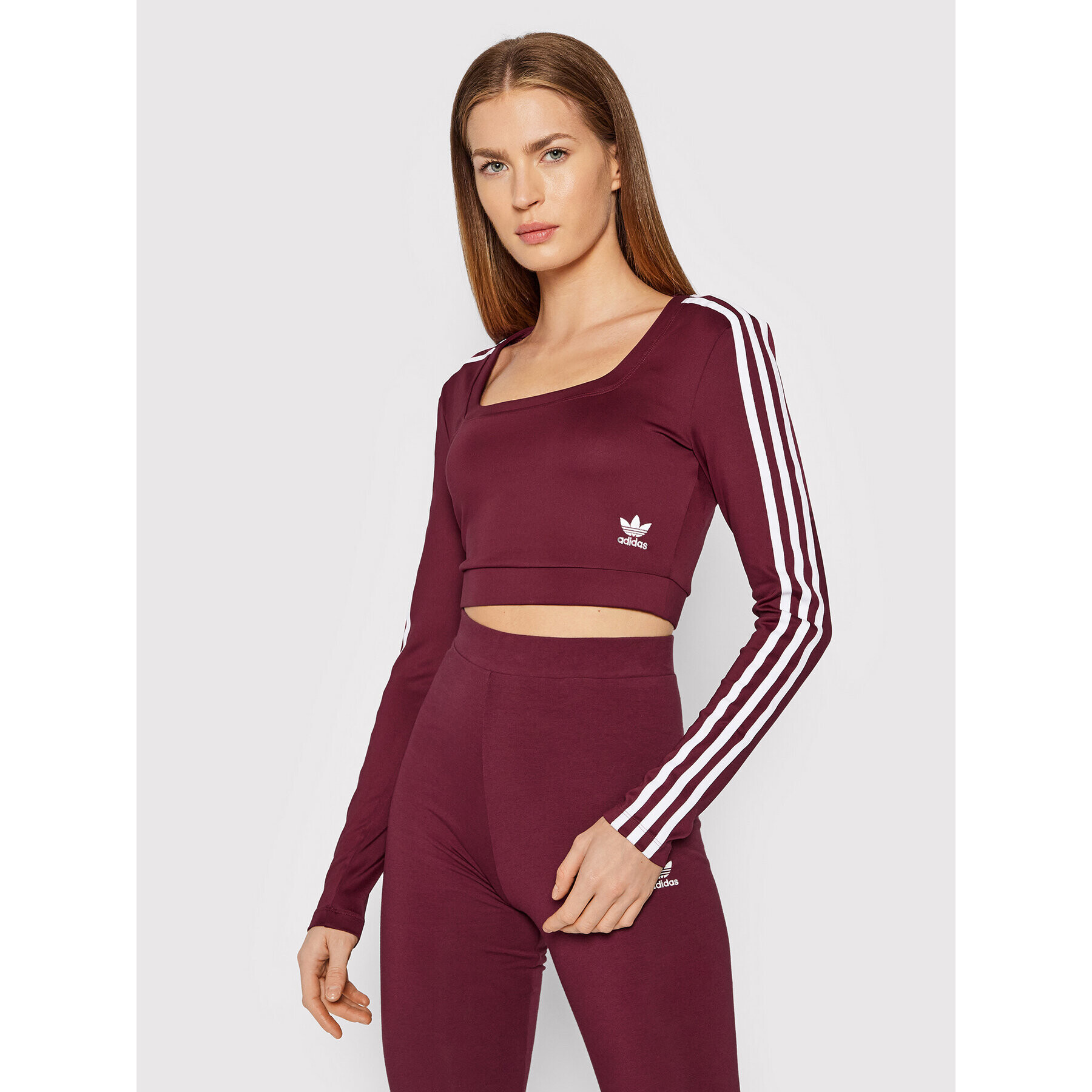 adidas Блуза adicolor Classics H37770 Бордо Slim Fit - Pepit.bg