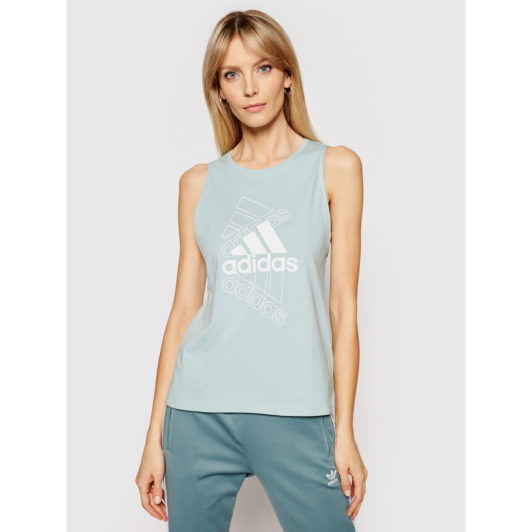 adidas Блуза Essentials Stacked Logo GL1404 Зелен Loose Fit - Pepit.bg