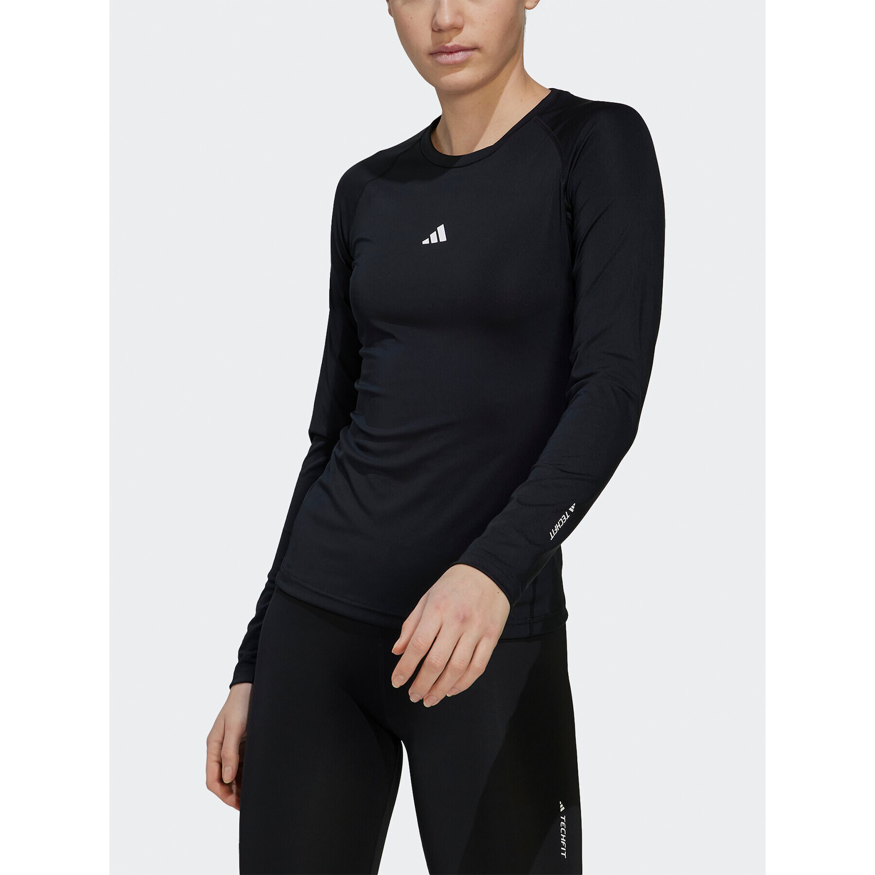 adidas Блуза Techfit Long-Sleeve Top Training Long-Sleeve Top HF0736 Черен Slim Fit - Pepit.bg