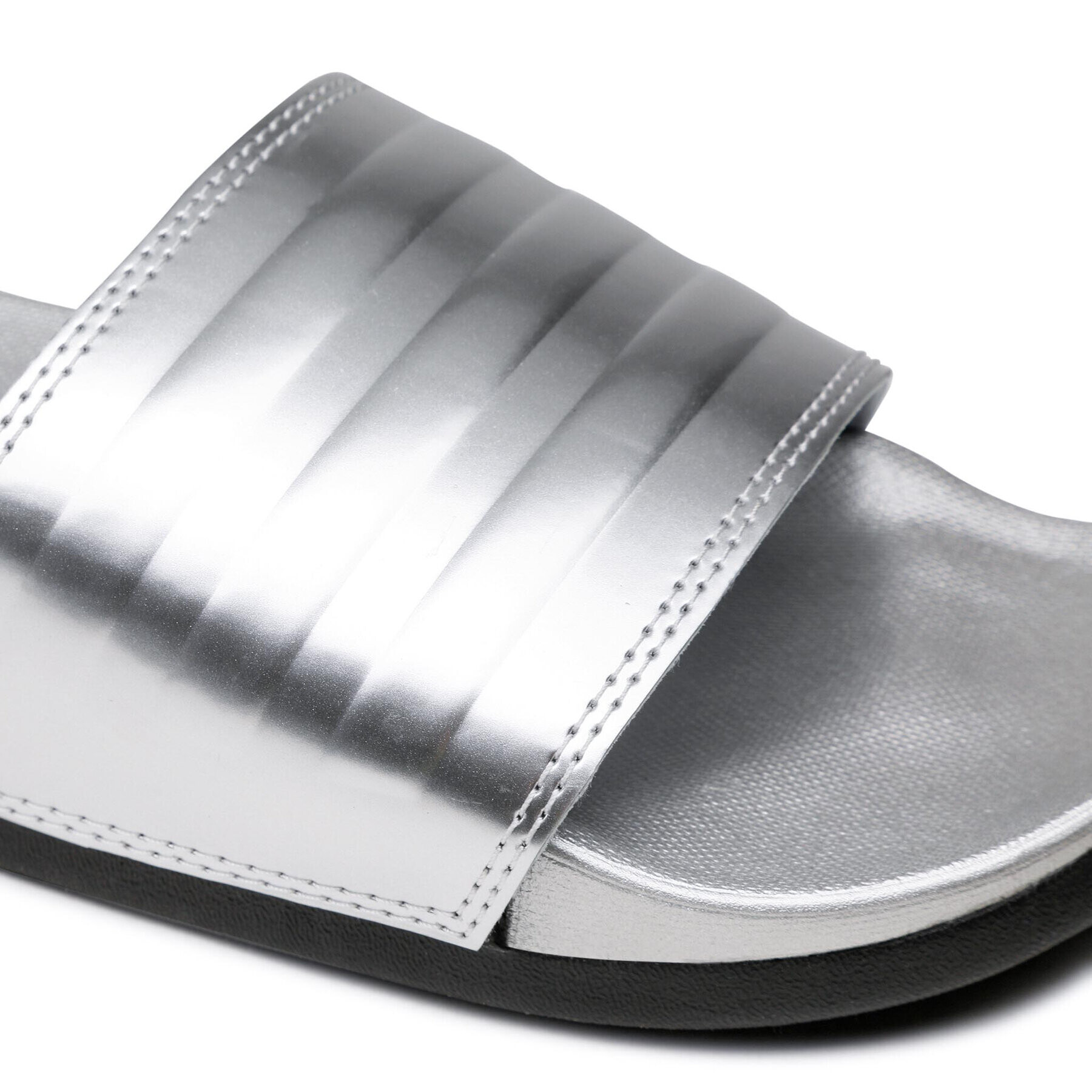 adidas Чехли adilette Comfort FW7683 Сребрист - Pepit.bg