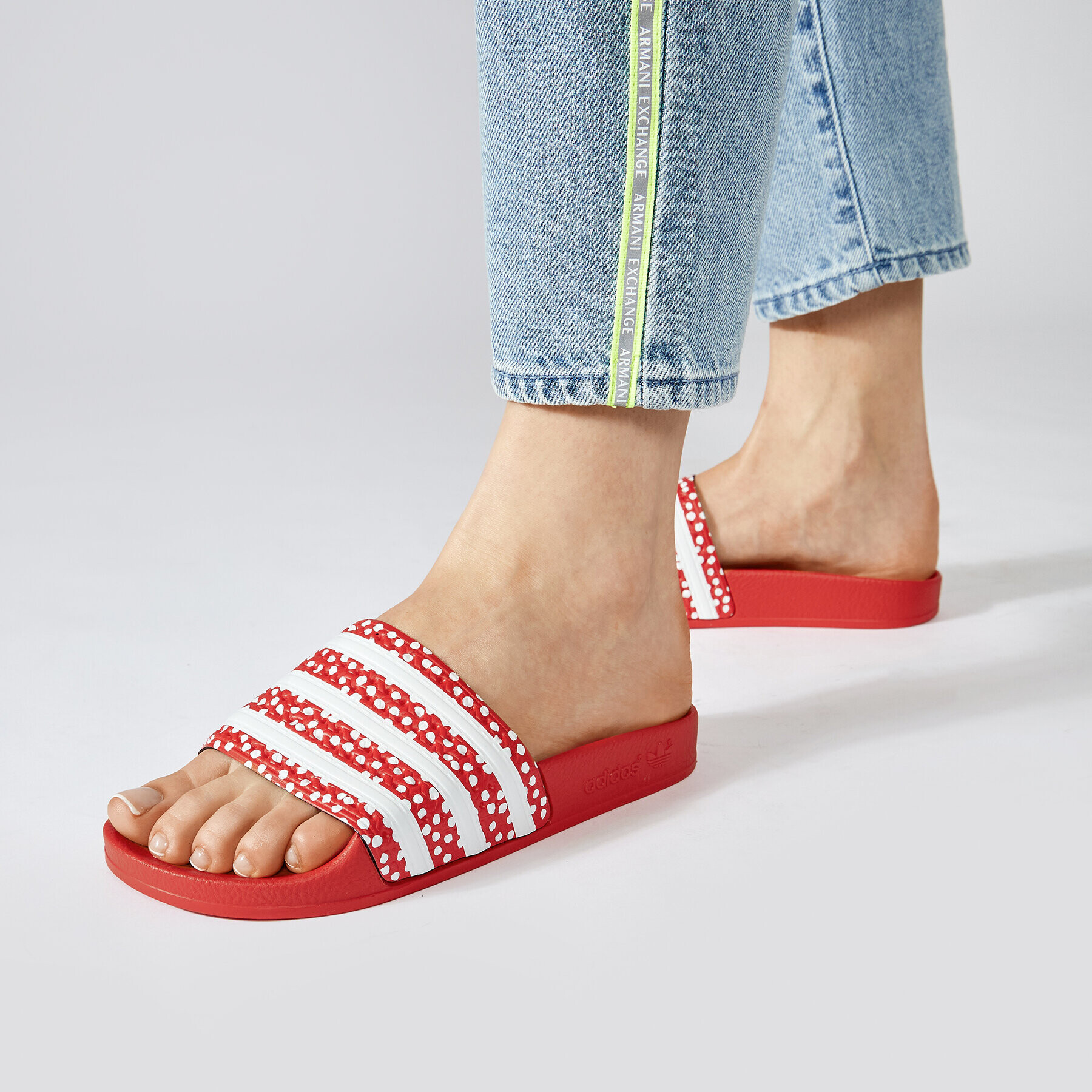 adidas Чехли adilette W FX5921 Червен - Pepit.bg