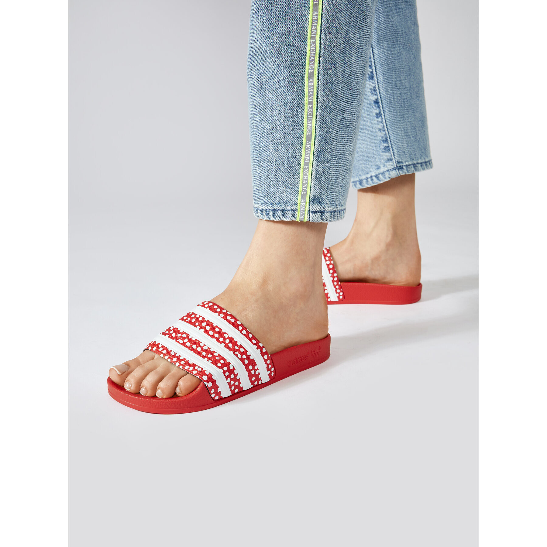 adidas Чехли adilette W FX5921 Червен - Pepit.bg