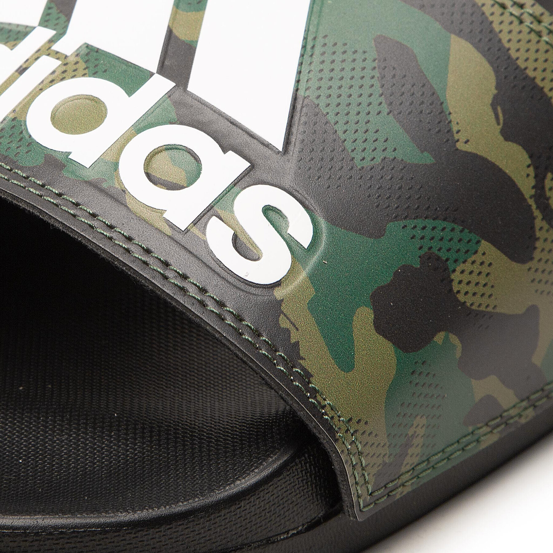 adidas Чехли adilette Comfort GW9647 Зелен - Pepit.bg