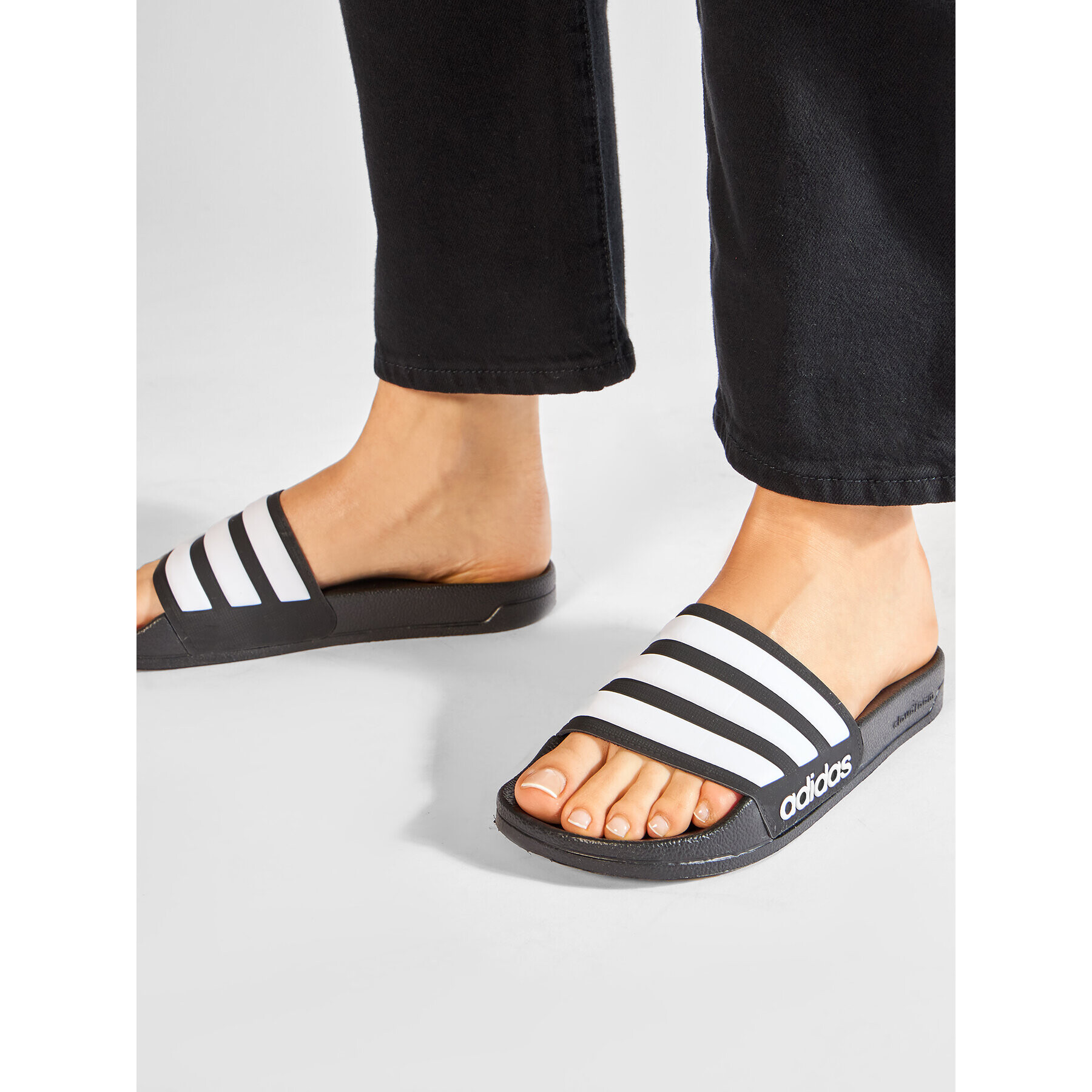 adidas Чехли adilette Shower AQ1701 Черен - Pepit.bg