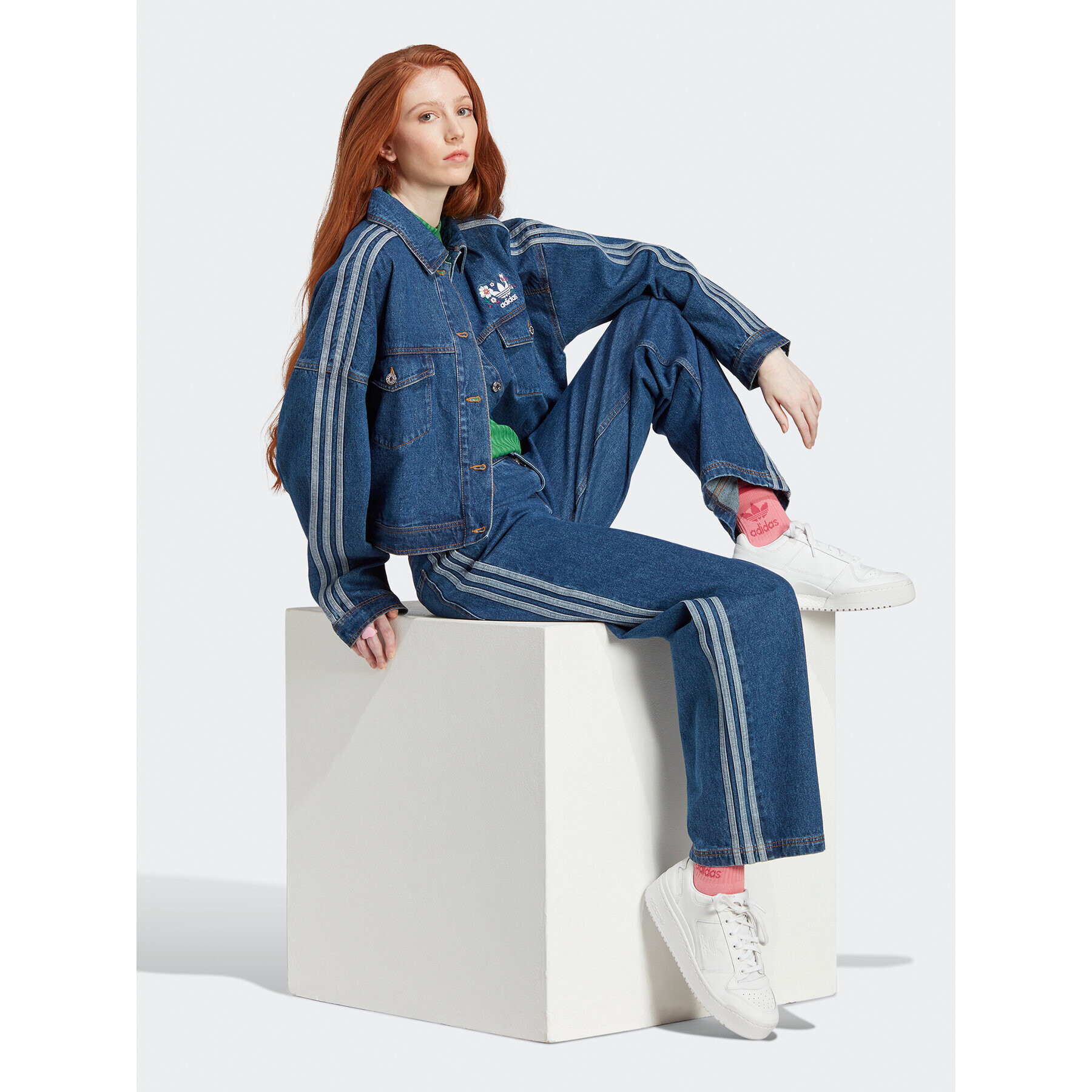 adidas Дънково яке Denim Jacket IP3767 Син - Pepit.bg