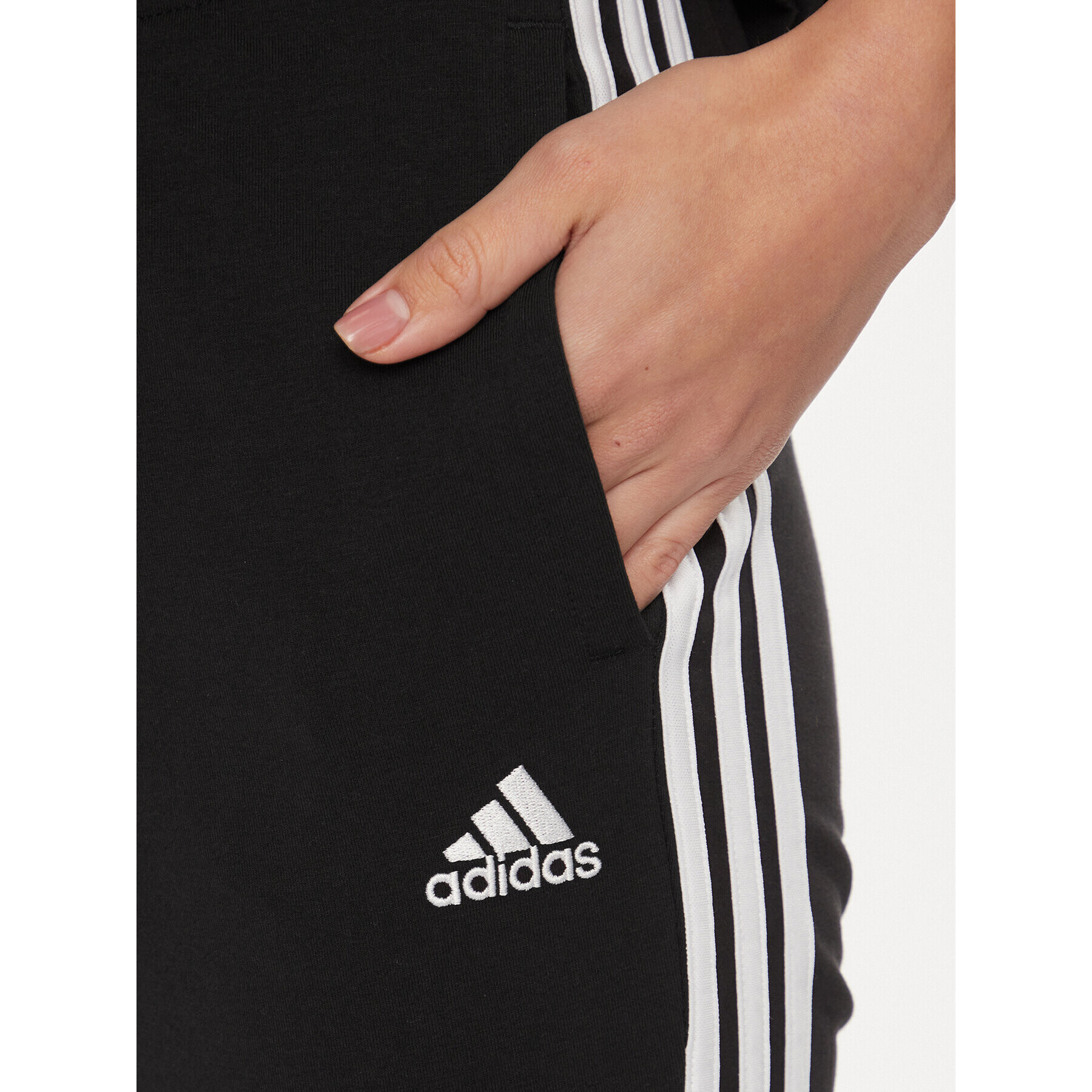 adidas Долнище анцуг 3-Stripes GM5542 Черен Slim Fit - Pepit.bg