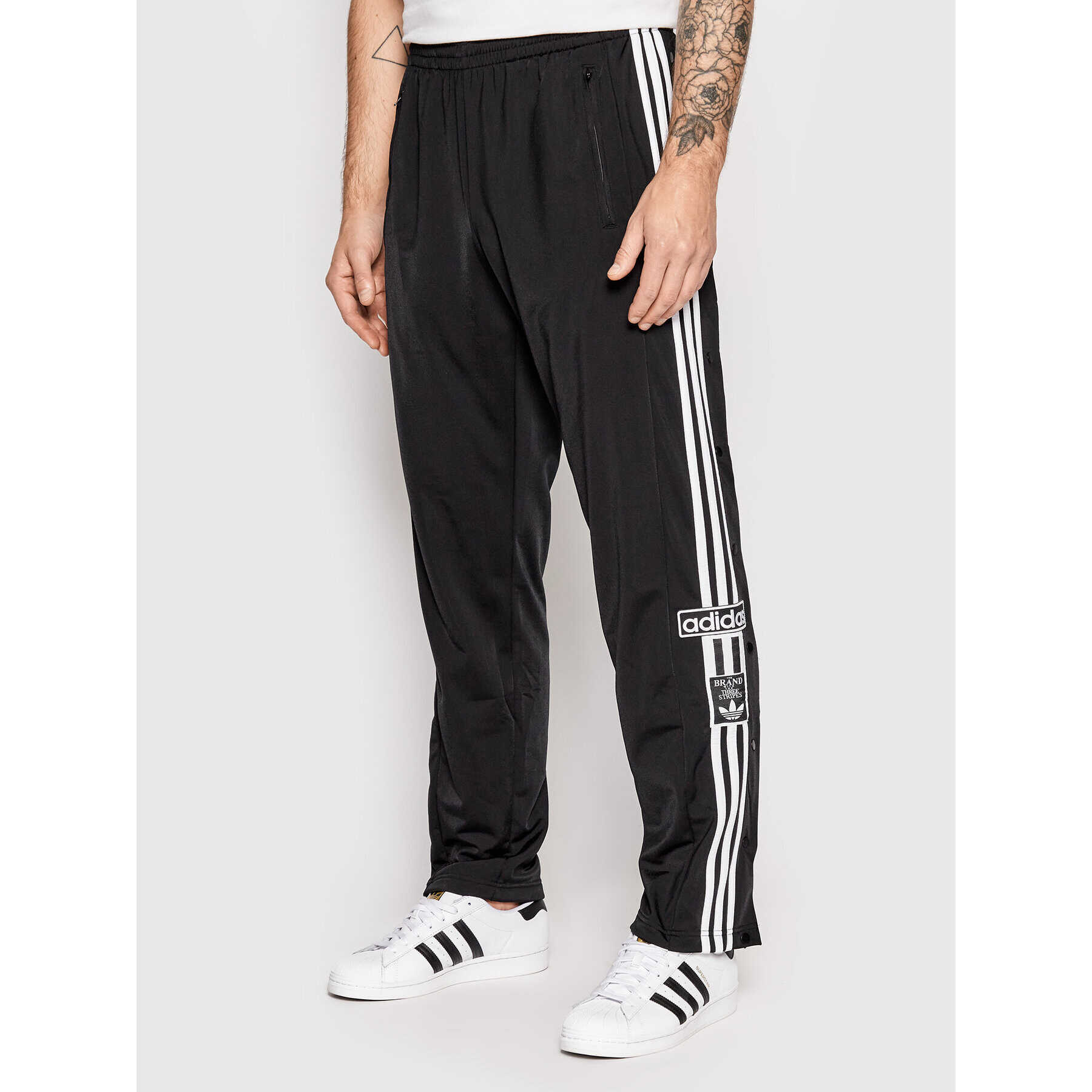 adidas Долнище анцуг adicolor Classics Adibreak HB9501 Черен Regular Fit - Pepit.bg