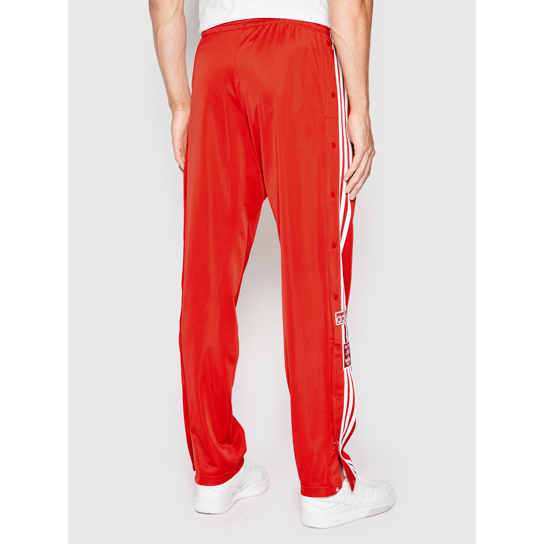 adidas Долнище анцуг adicolor Classics Adibreak Track HN6097 Червен Regular Fit - Pepit.bg