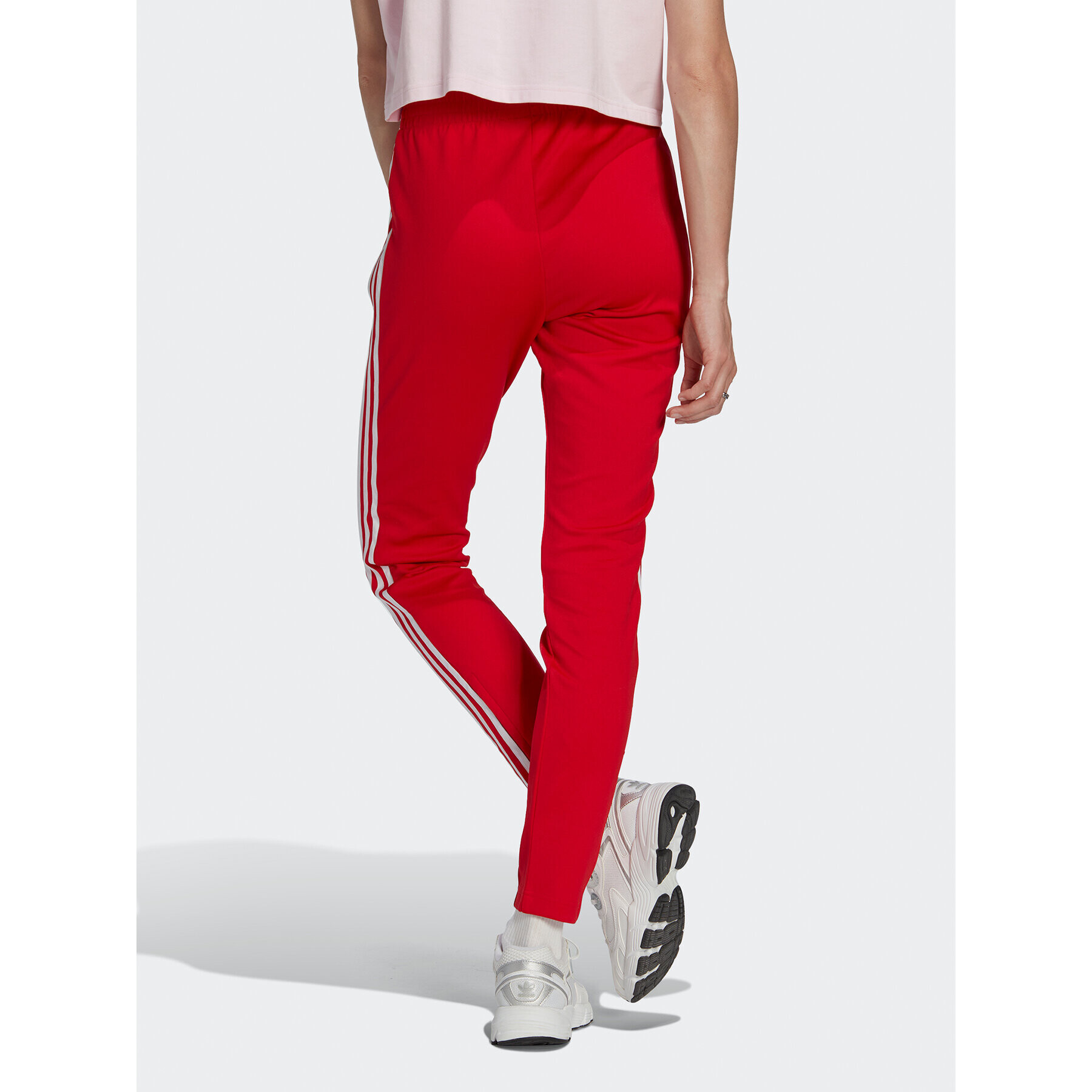 adidas Долнище анцуг Adicolor SST Tracksuit Bottoms IB5917 Червен Slim Fit - Pepit.bg