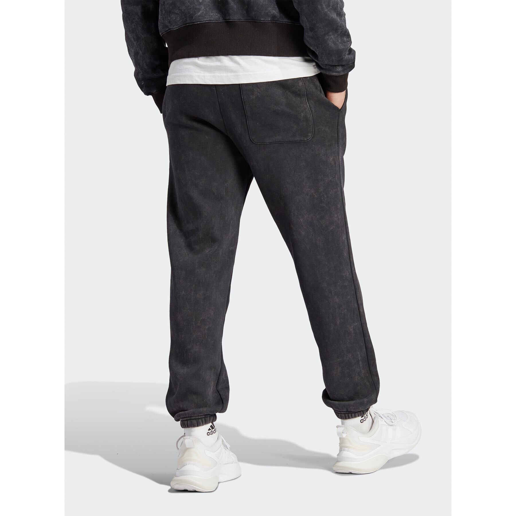 adidas Долнище анцуг ALL SZN Garment Wash IJ6932 Черен Regular Fit - Pepit.bg