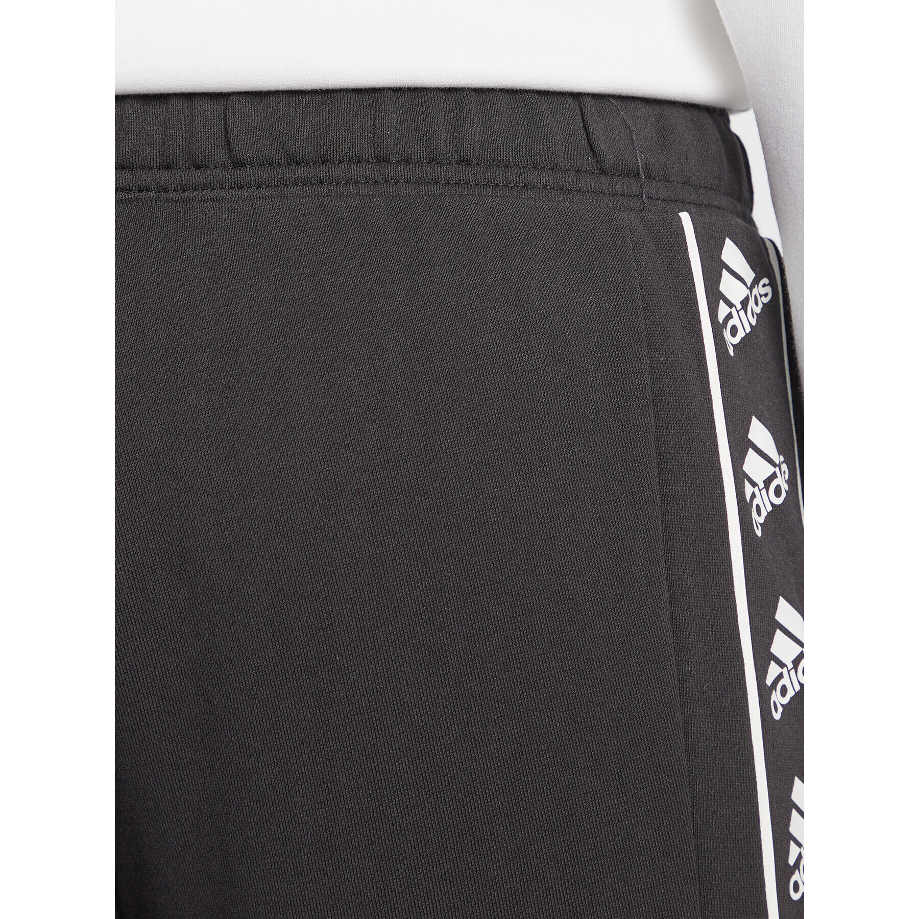 adidas Долнище анцуг Brandlove IC6795 Черен Regular Fit - Pepit.bg
