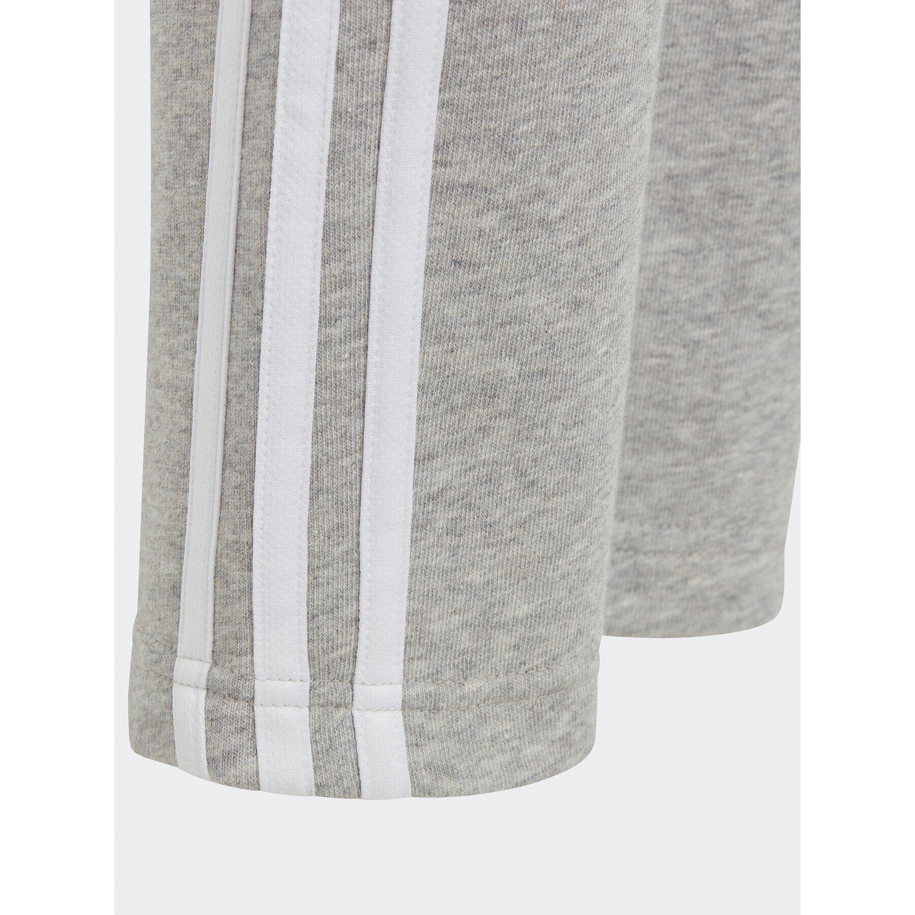 adidas Долнище анцуг Essentials 3-Stripes IC6127 Сив Slim Fit - Pepit.bg