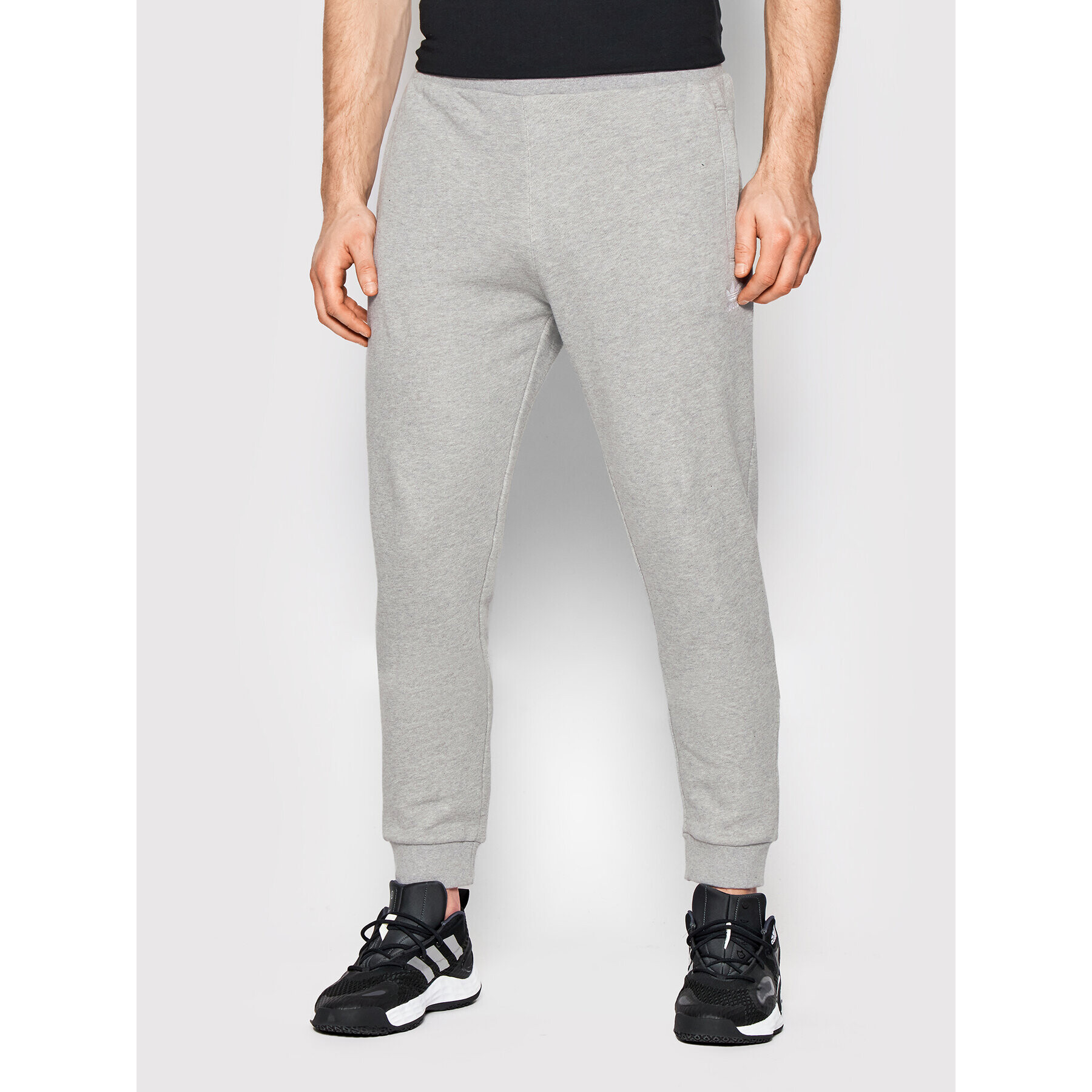 adidas Долнище анцуг Essentials HC5125 Сив Slim Fit - Pepit.bg