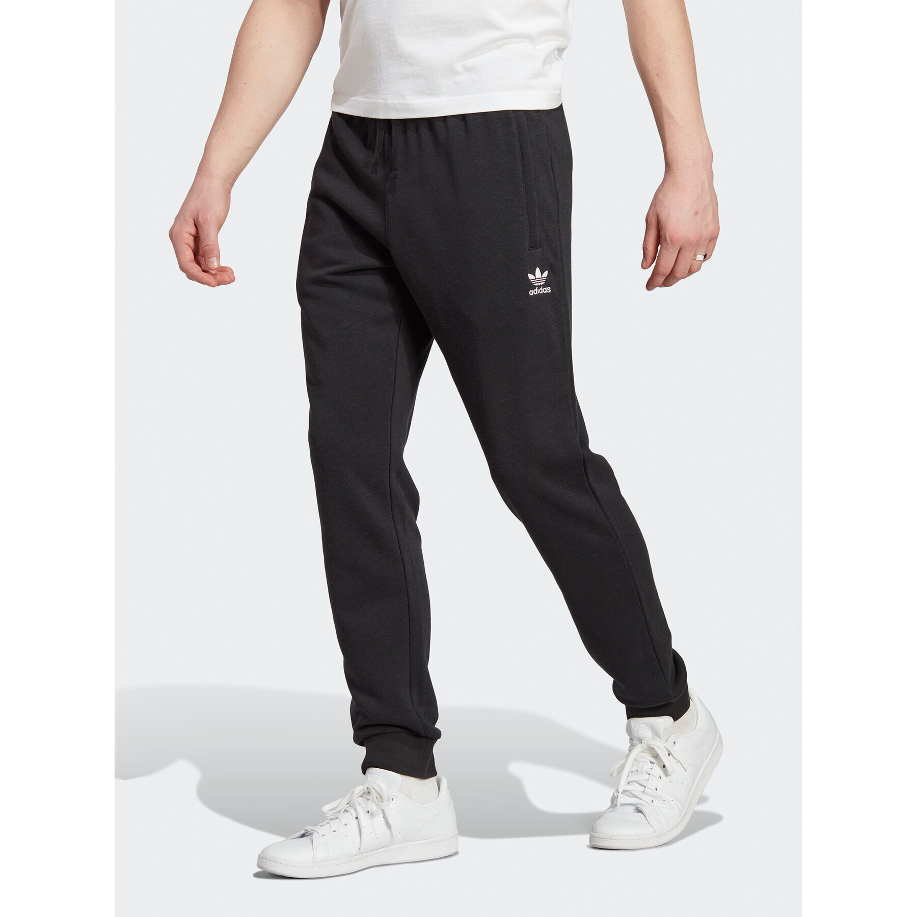 adidas Долнище анцуг Essentials+ Made with Hemp Joggers HR8616 Черен Slim Fit - Pepit.bg