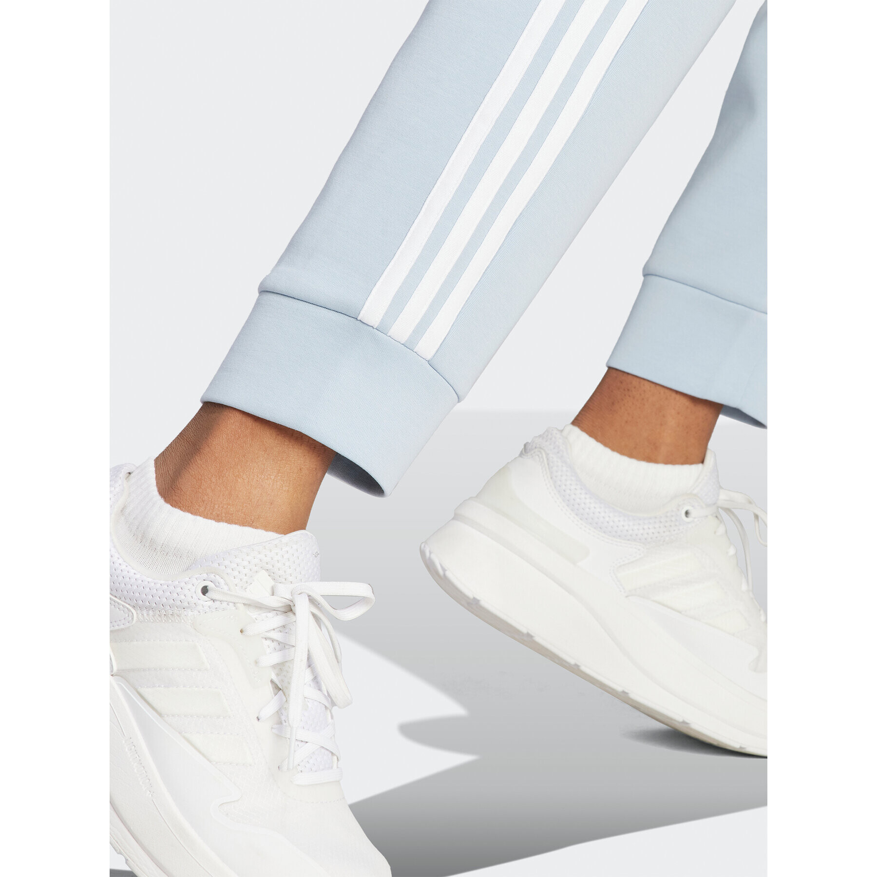 adidas Долнище анцуг Future Icons 3-Stripes IM2545 Син Regular Fit - Pepit.bg