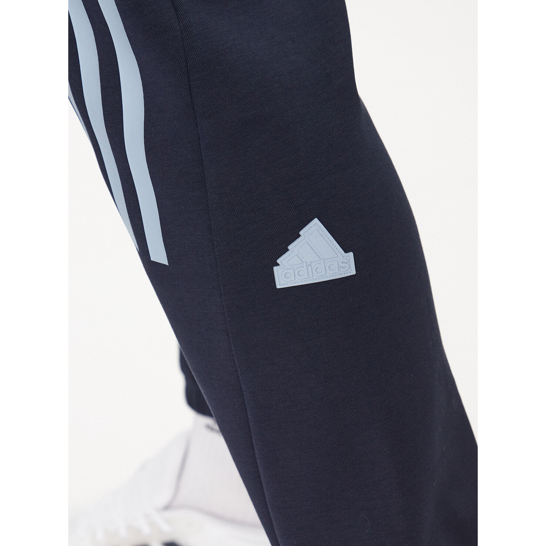 adidas Долнище анцуг Future Icons 3-Stripes Joggers IJ6373 Син Slim Fit - Pepit.bg