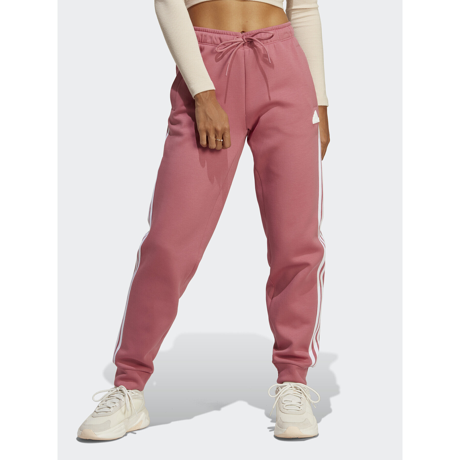 adidas Долнище анцуг Future Icons 3-Stripes Regular Tracksuit Bottoms IB8532 Розов Regular Fit - Pepit.bg