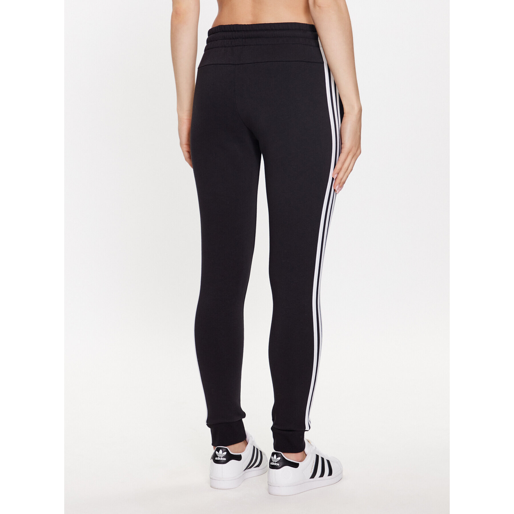 adidas Долнище анцуг HZ5753 Черен Slim Fit - Pepit.bg