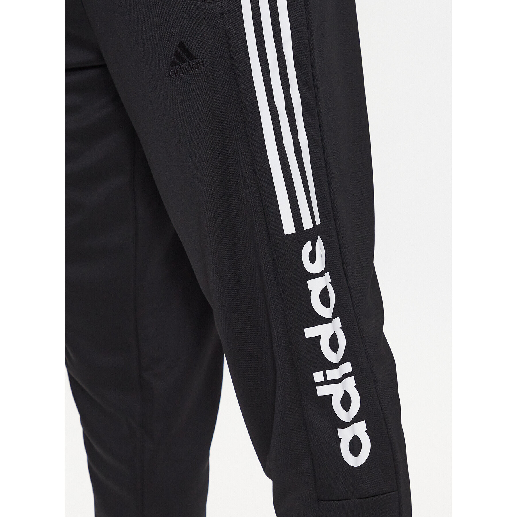 adidas Долнище анцуг IA3048 Черен Regular Fit - Pepit.bg