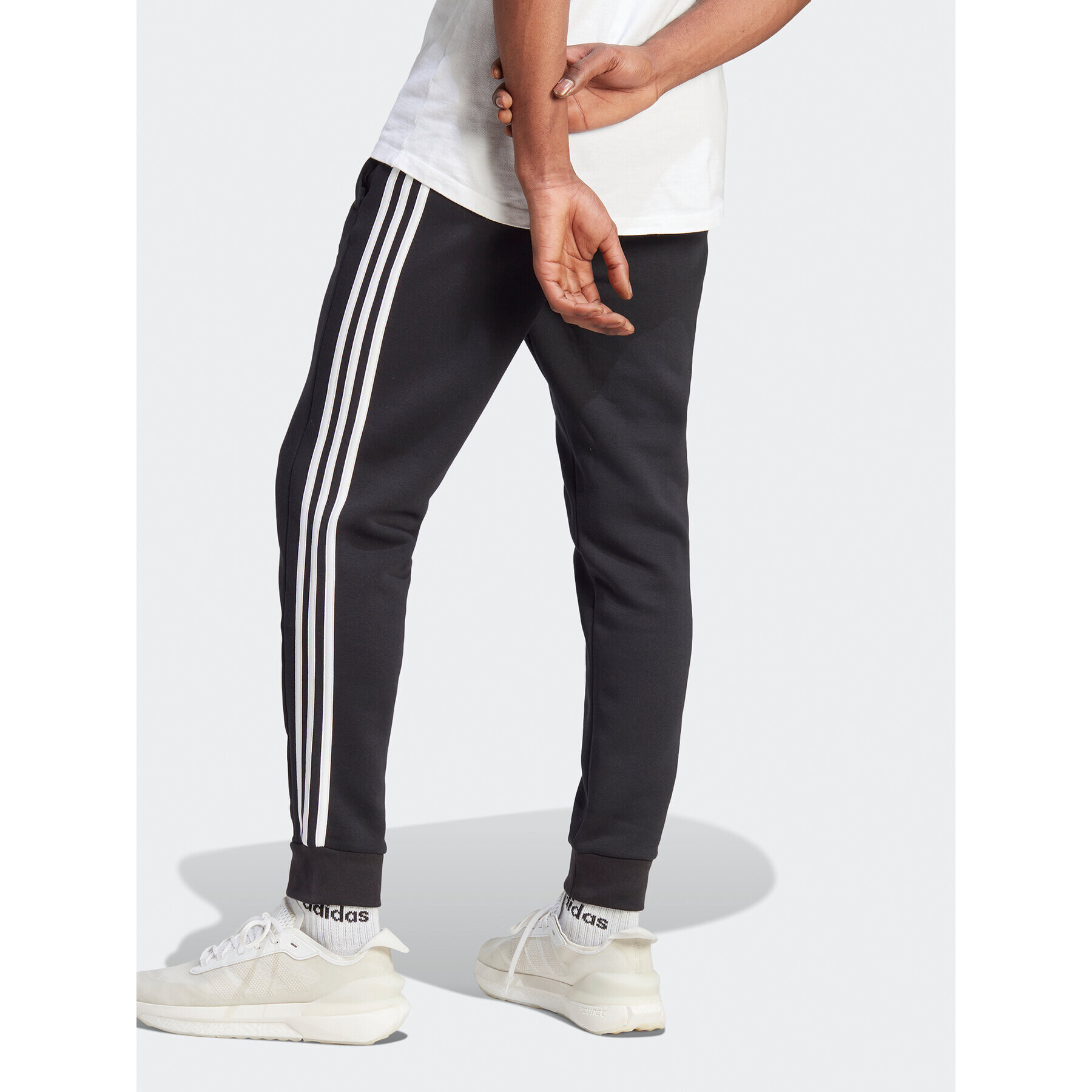 adidas Долнище анцуг IB4030 Черен Regular Fit - Pepit.bg