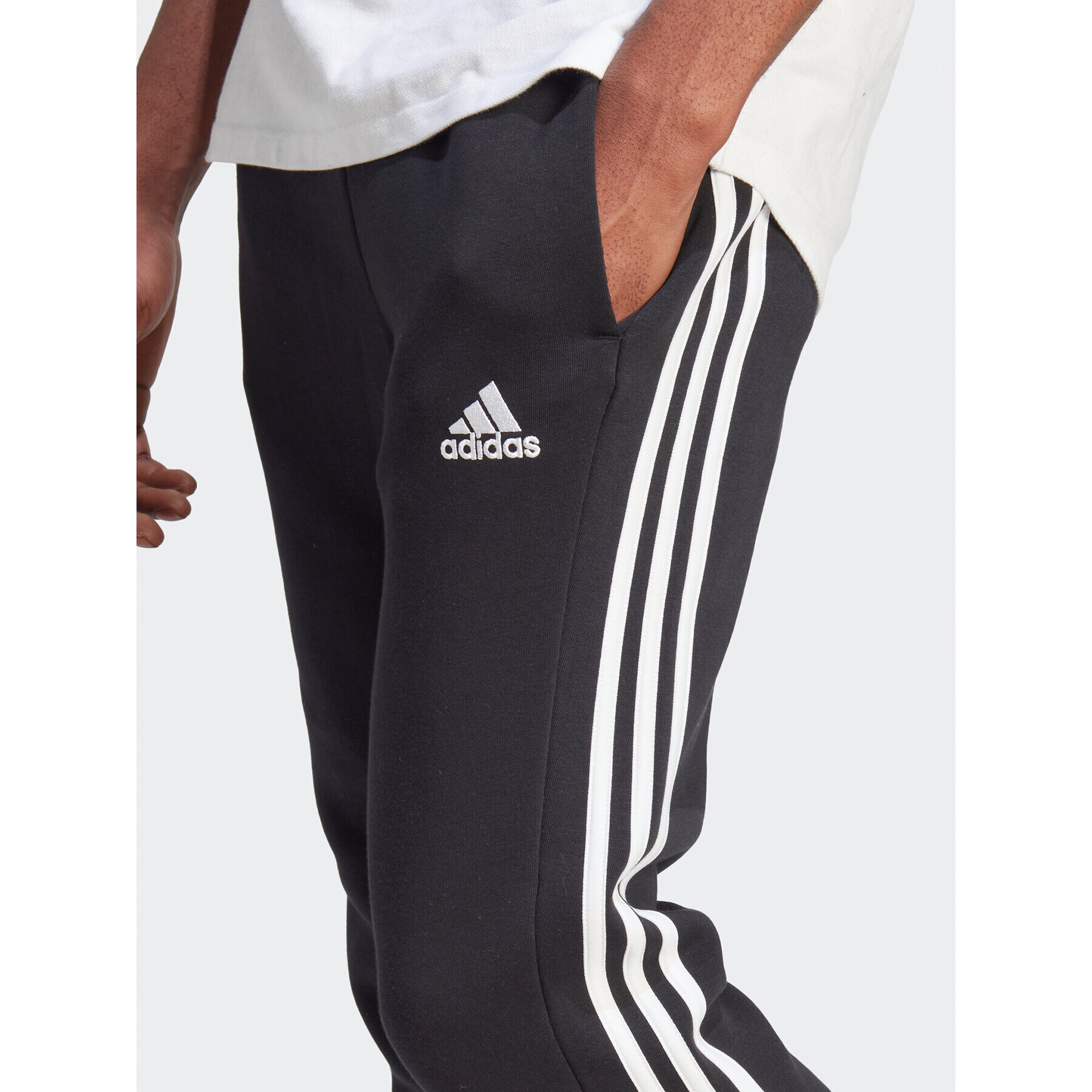 adidas Долнище анцуг IB4030 Черен Regular Fit - Pepit.bg