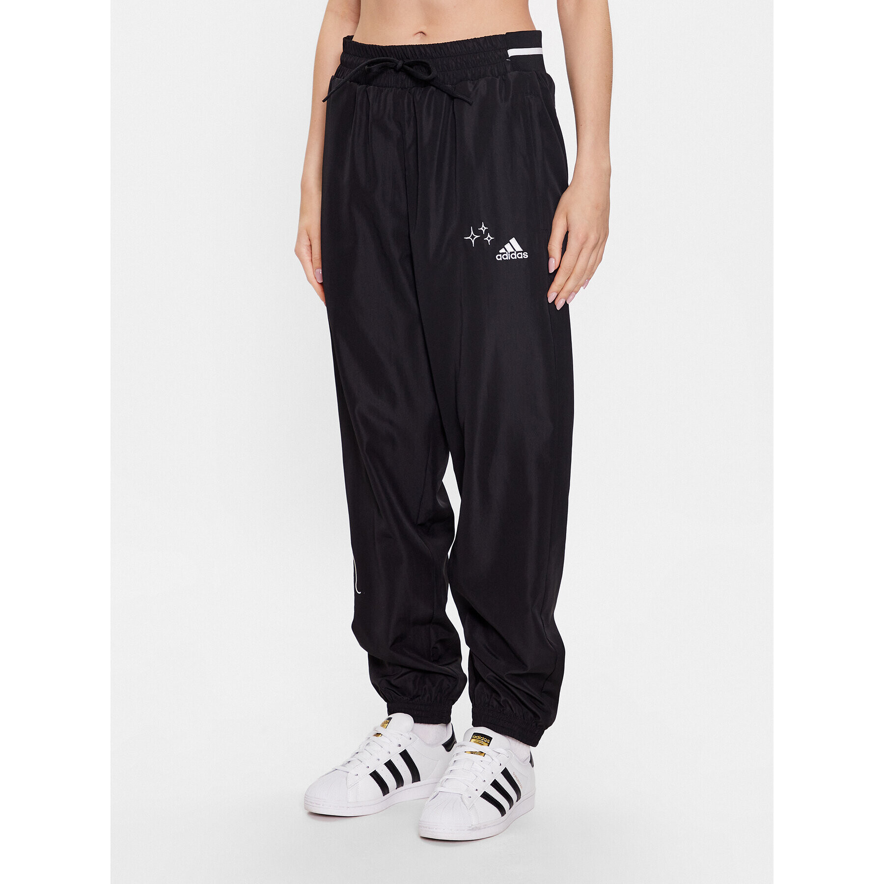 adidas Долнище анцуг IJ8751 Черен Loose Fit - Pepit.bg