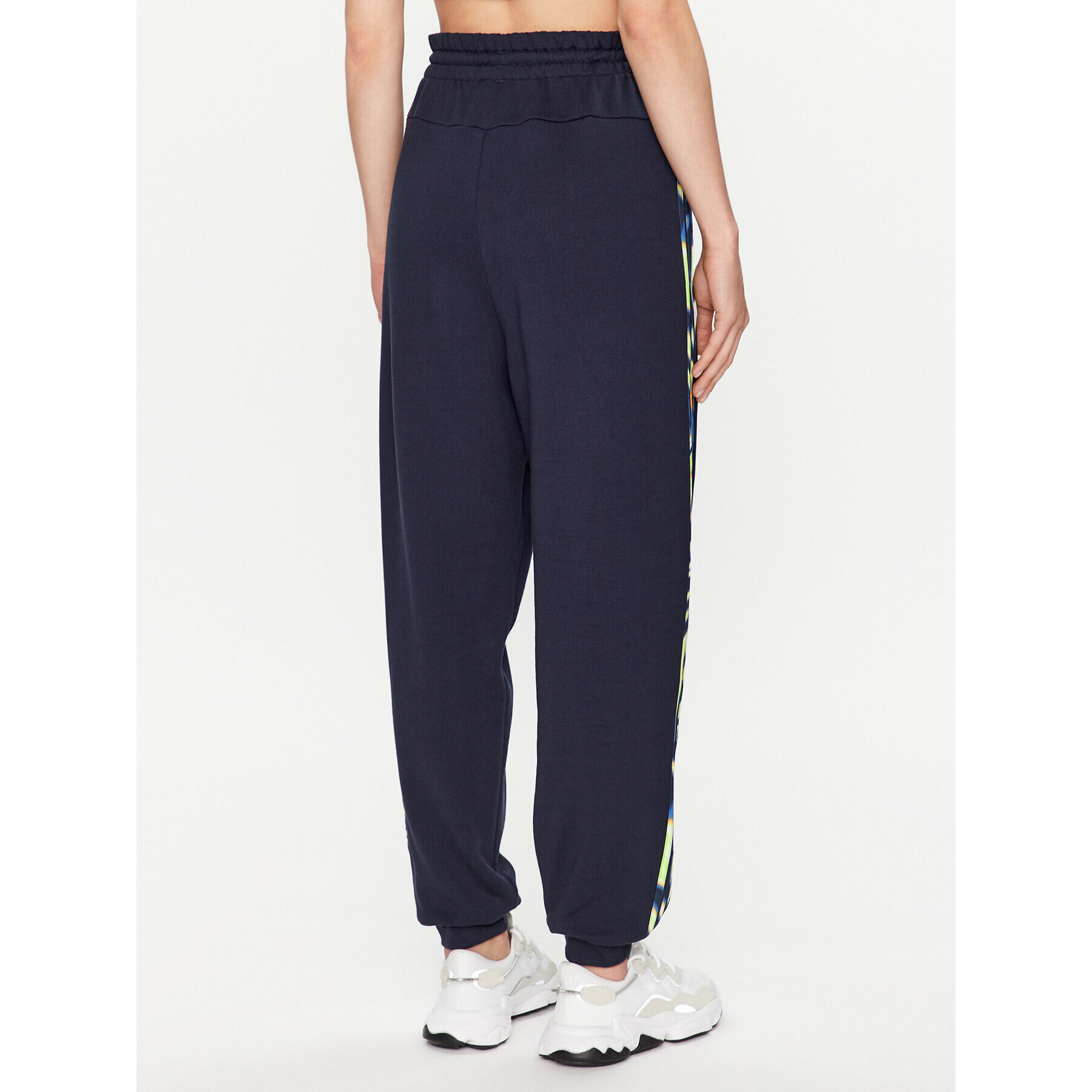 adidas Долнище анцуг IL5863 Син Loose Fit - Pepit.bg