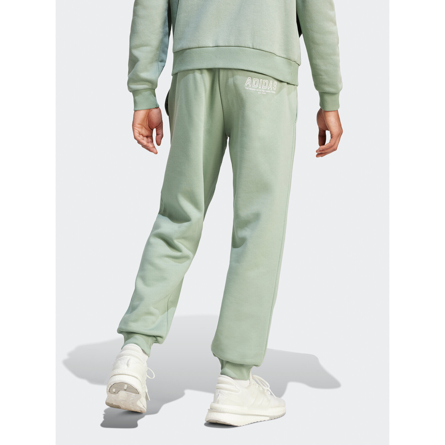 adidas Долнище анцуг IR8361 Зелен Regular Fit - Pepit.bg