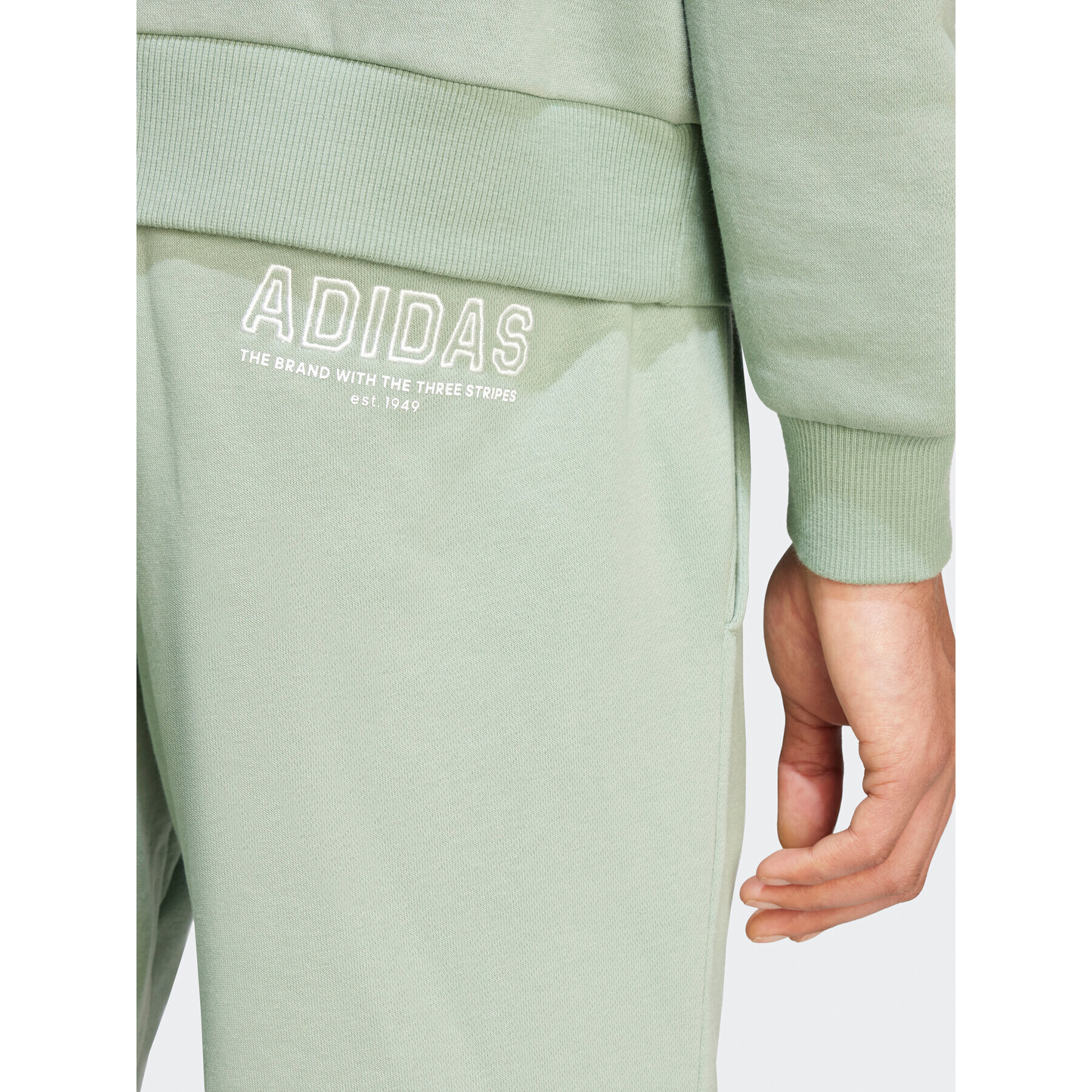 adidas Долнище анцуг IR8361 Зелен Regular Fit - Pepit.bg
