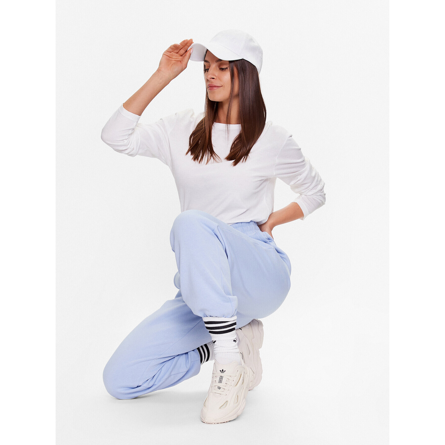adidas Долнище анцуг Joggers IK7687 Син - Pepit.bg