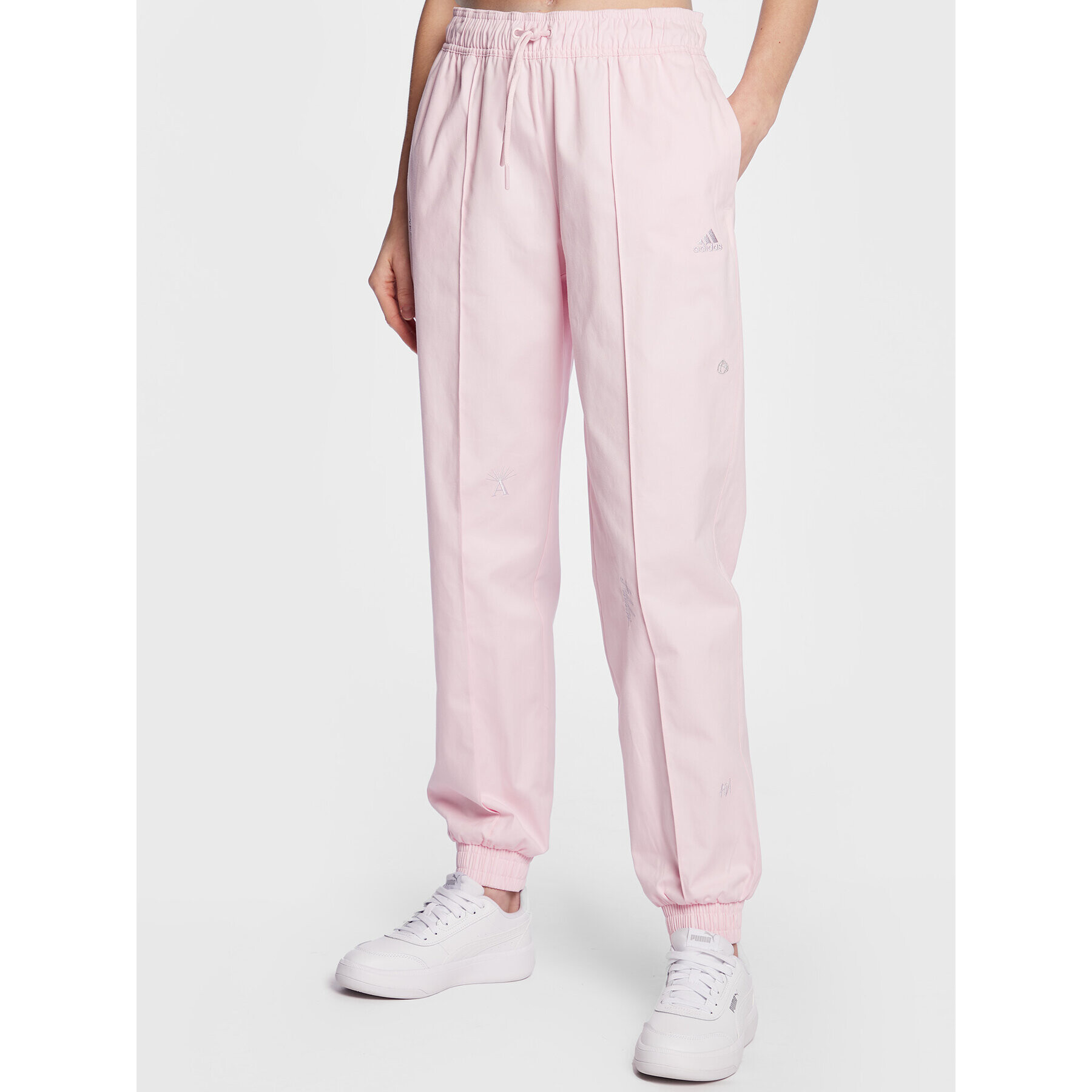 adidas Долнище анцуг Loose Trousers with Healing Crystals-Inspired Graphics IC0795 Розов Loose Fit - Pepit.bg