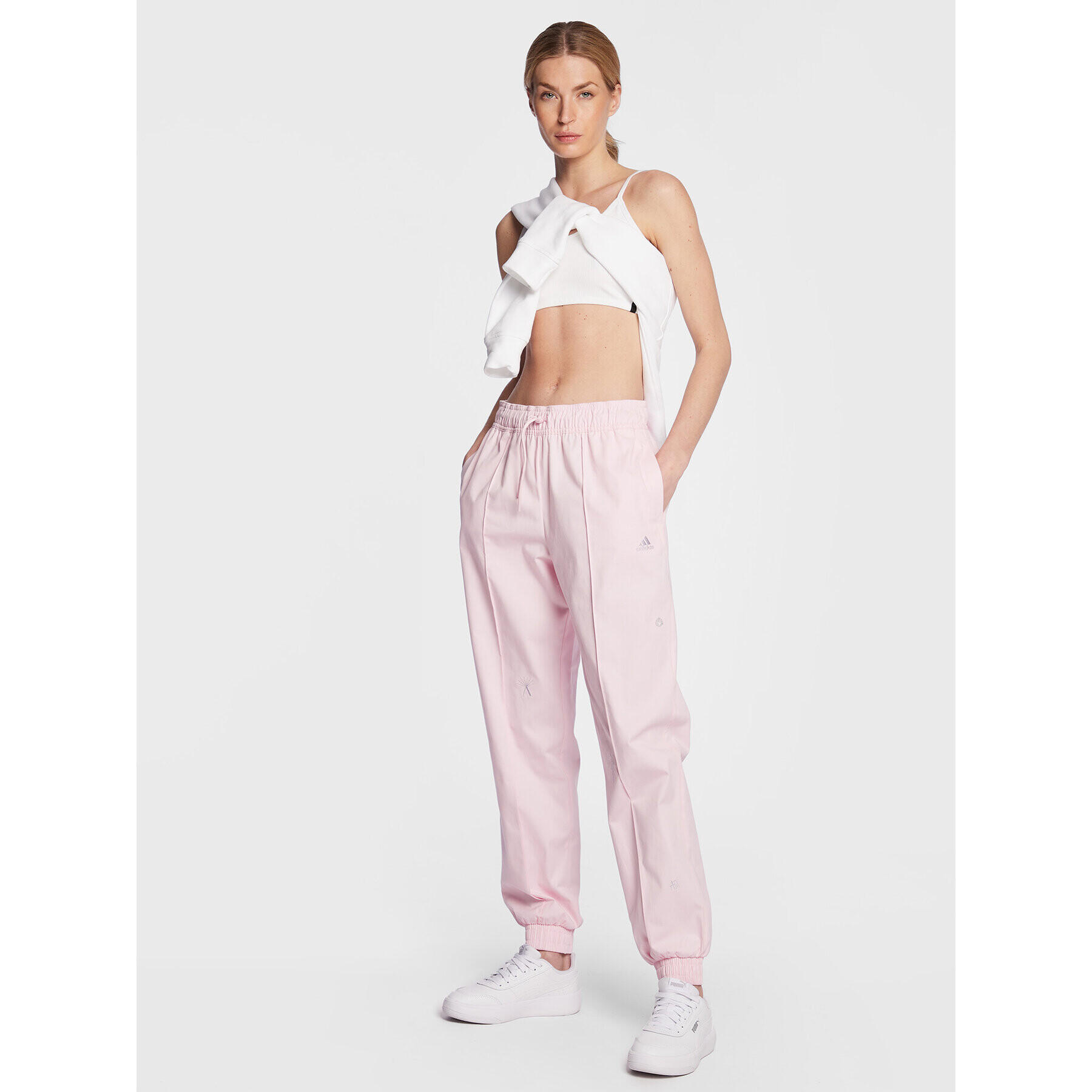 adidas Долнище анцуг Loose Trousers with Healing Crystals-Inspired Graphics IC0795 Розов Loose Fit - Pepit.bg