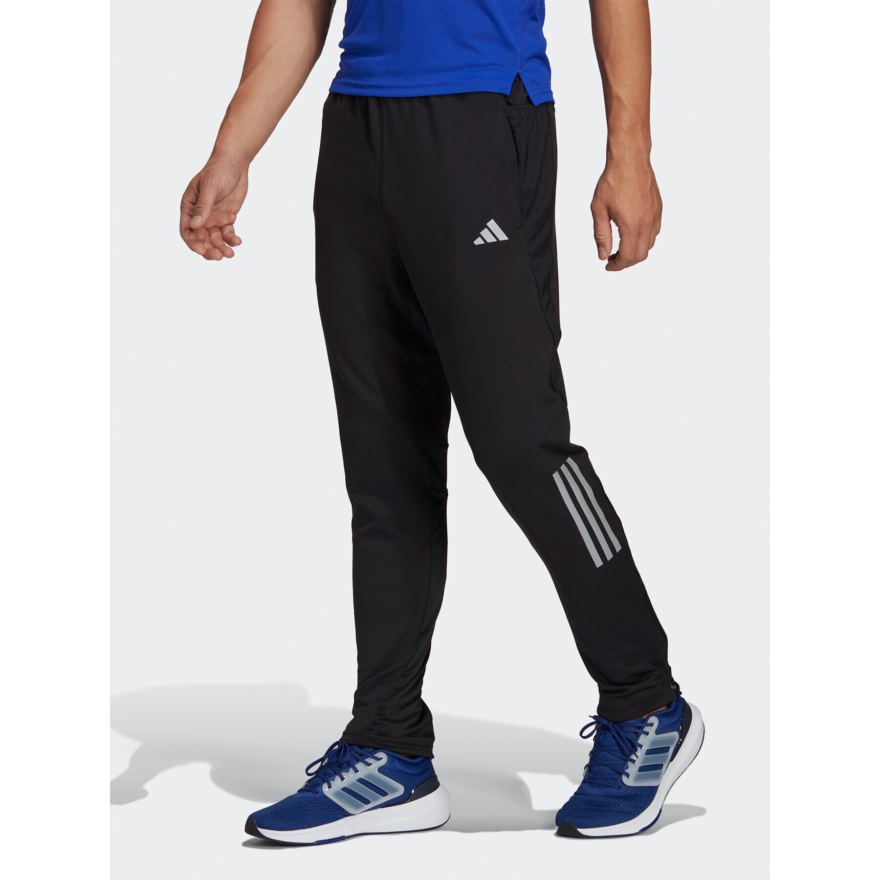 adidas Долнище анцуг Own the Run Astro Knit Joggers HN0806 Черен Regular Fit - Pepit.bg