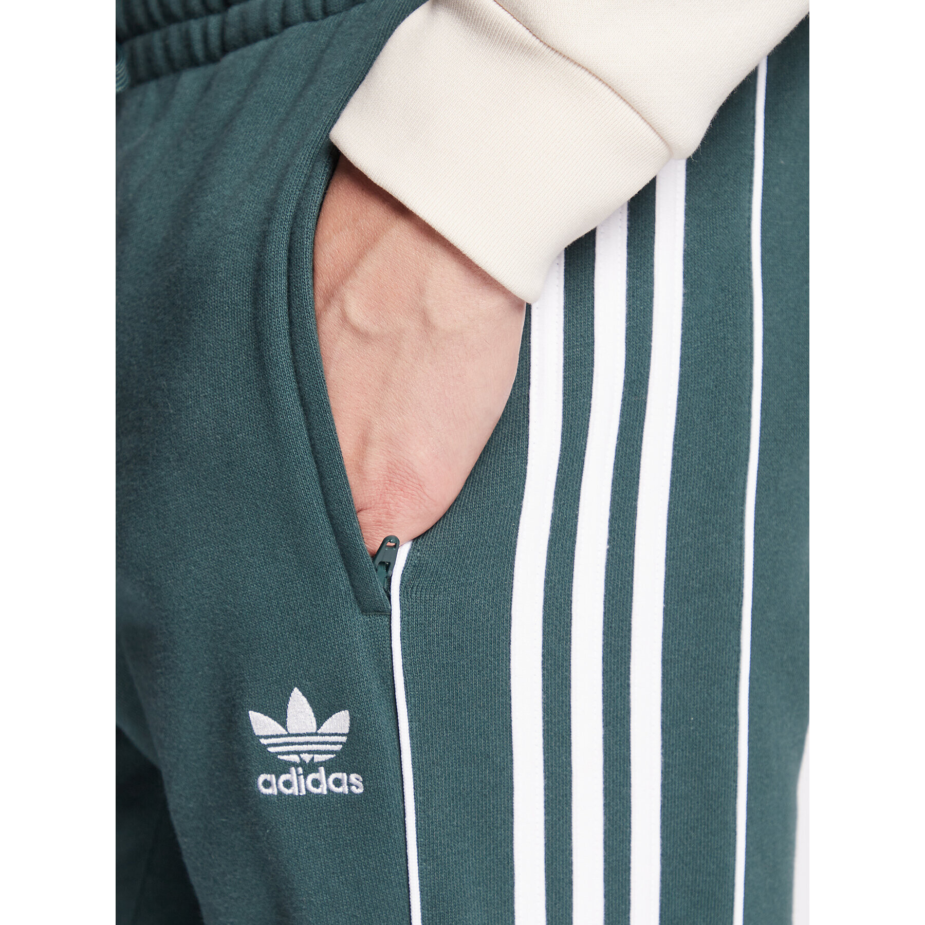 adidas Долнище анцуг Rekive HK7316 Зелен Regular Fit - Pepit.bg
