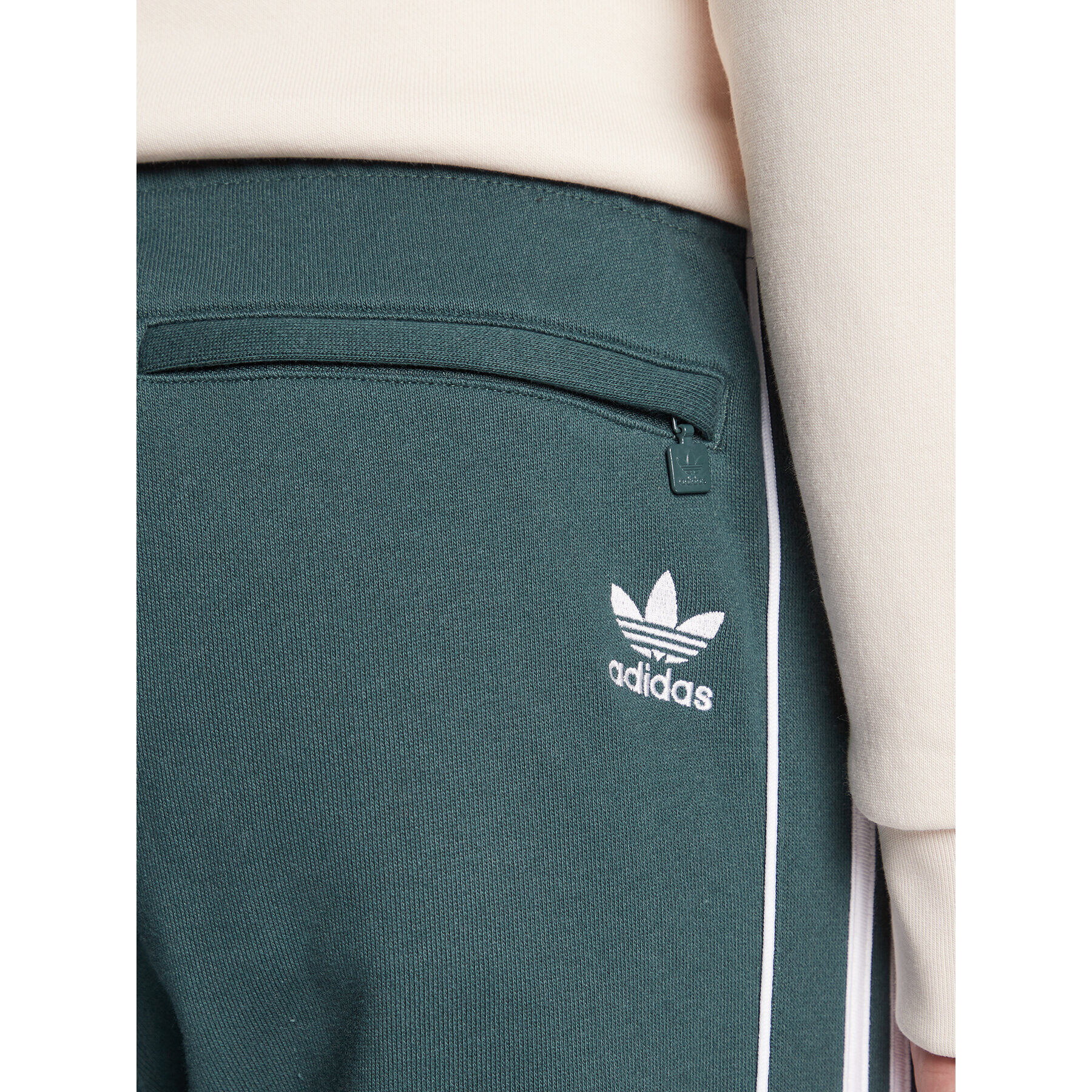 adidas Долнище анцуг Rekive HK7316 Зелен Regular Fit - Pepit.bg