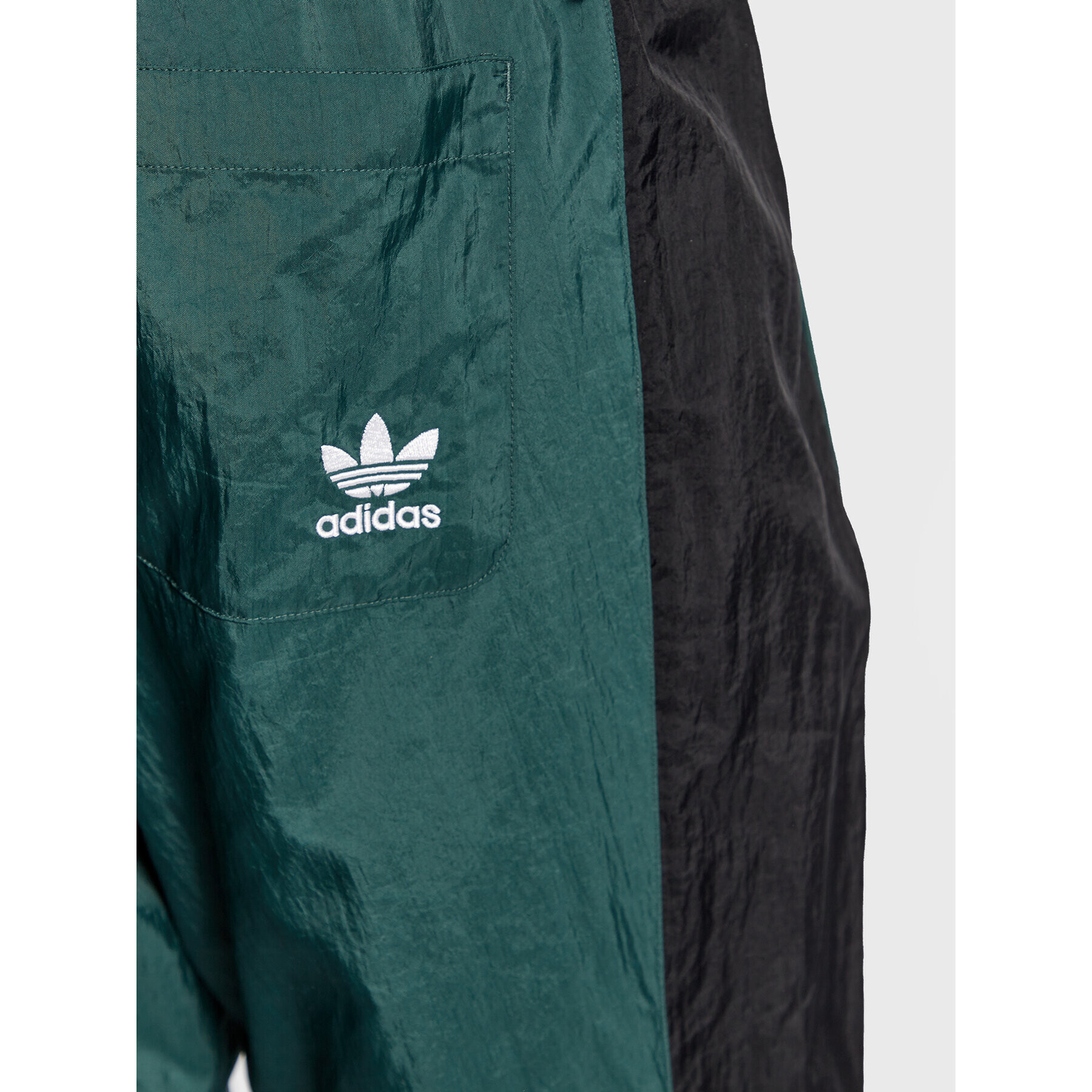 adidas Долнище анцуг Rekive HK7324 Зелен Regular Fit - Pepit.bg