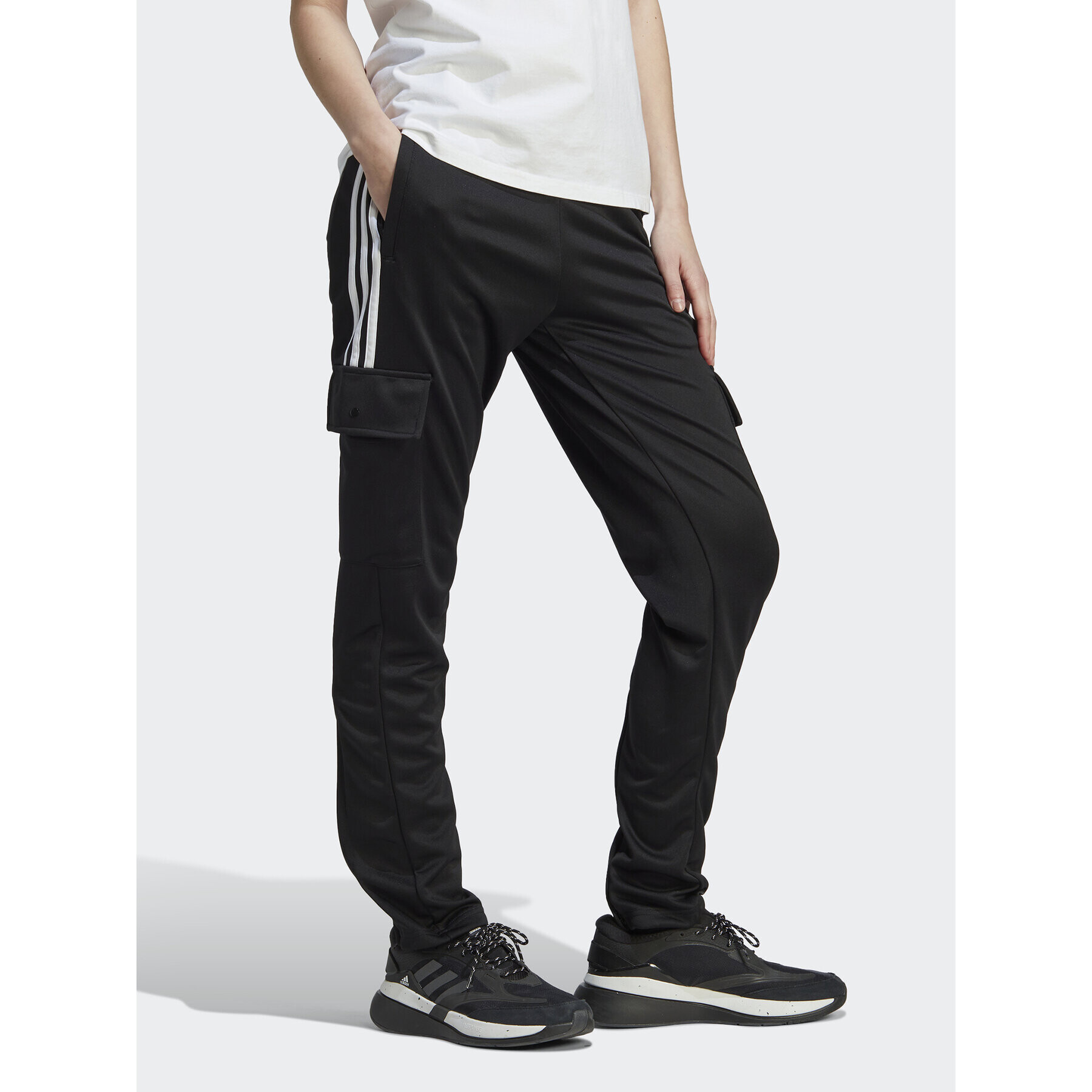 adidas Долнище анцуг Tiro Cargo IA3034 Черен Regular Fit - Pepit.bg